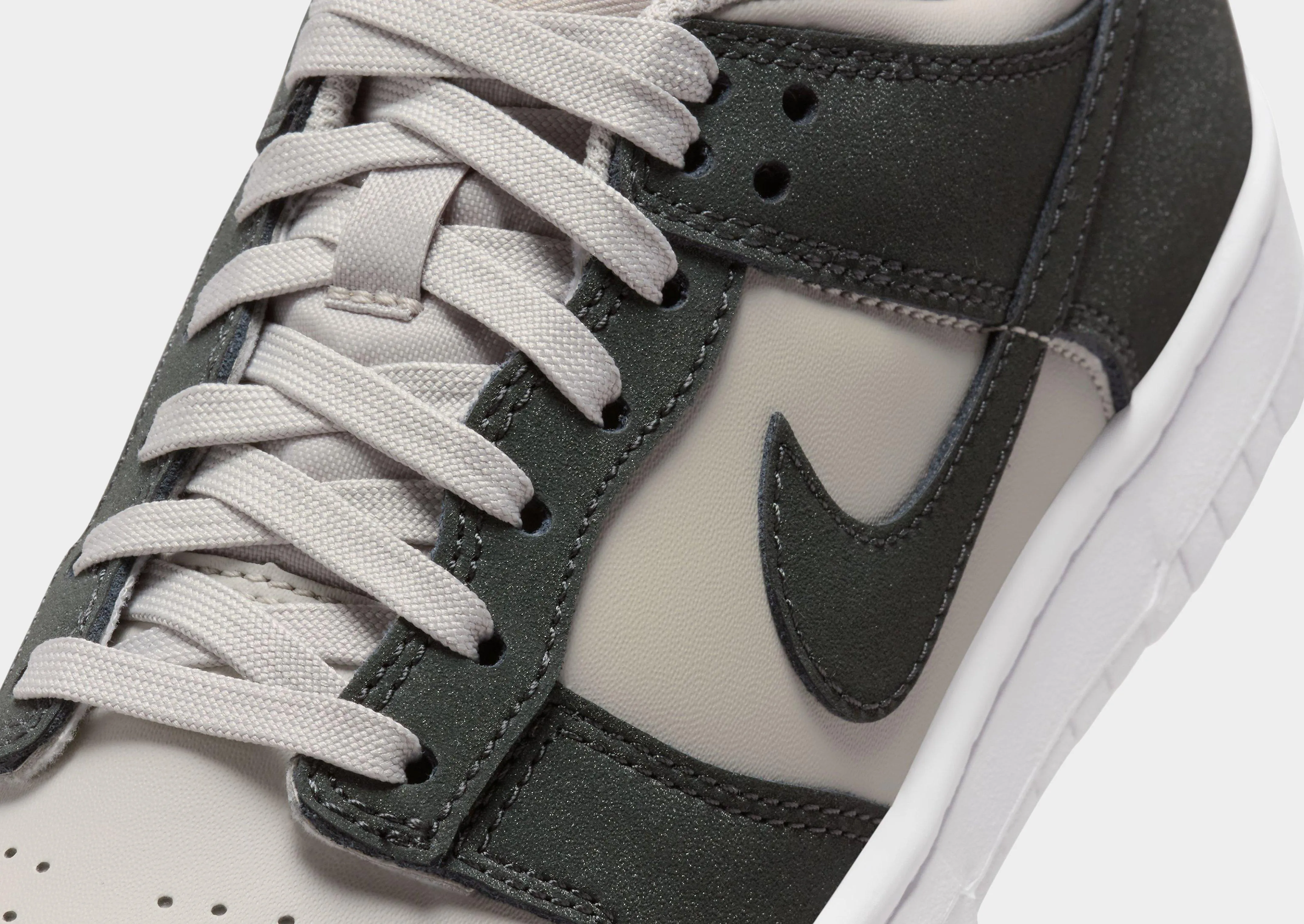 Neutral Stance Support All-Day Wear Dunk Low Junior's