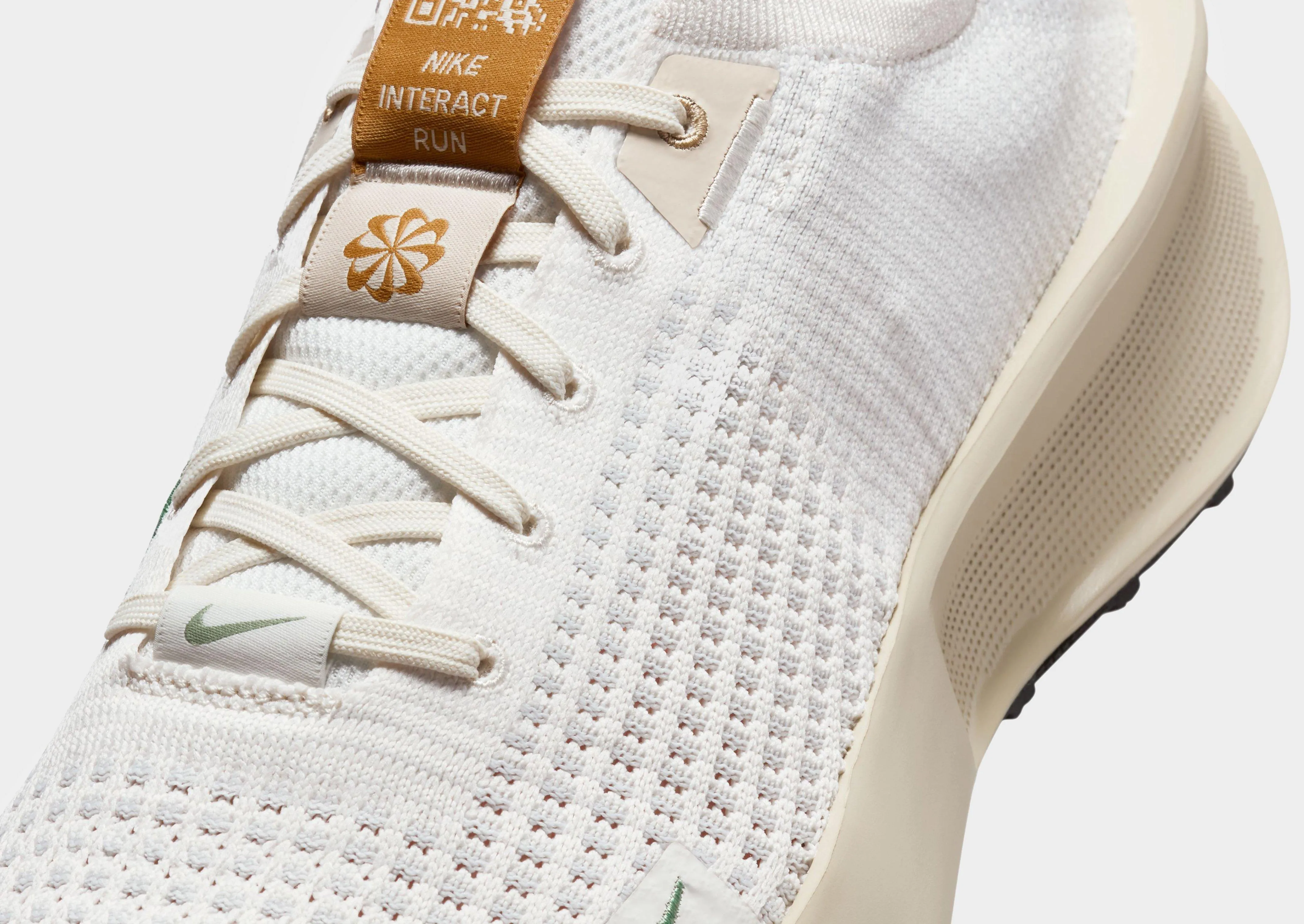 Structured ease Recycled Material Options Interact Run SE