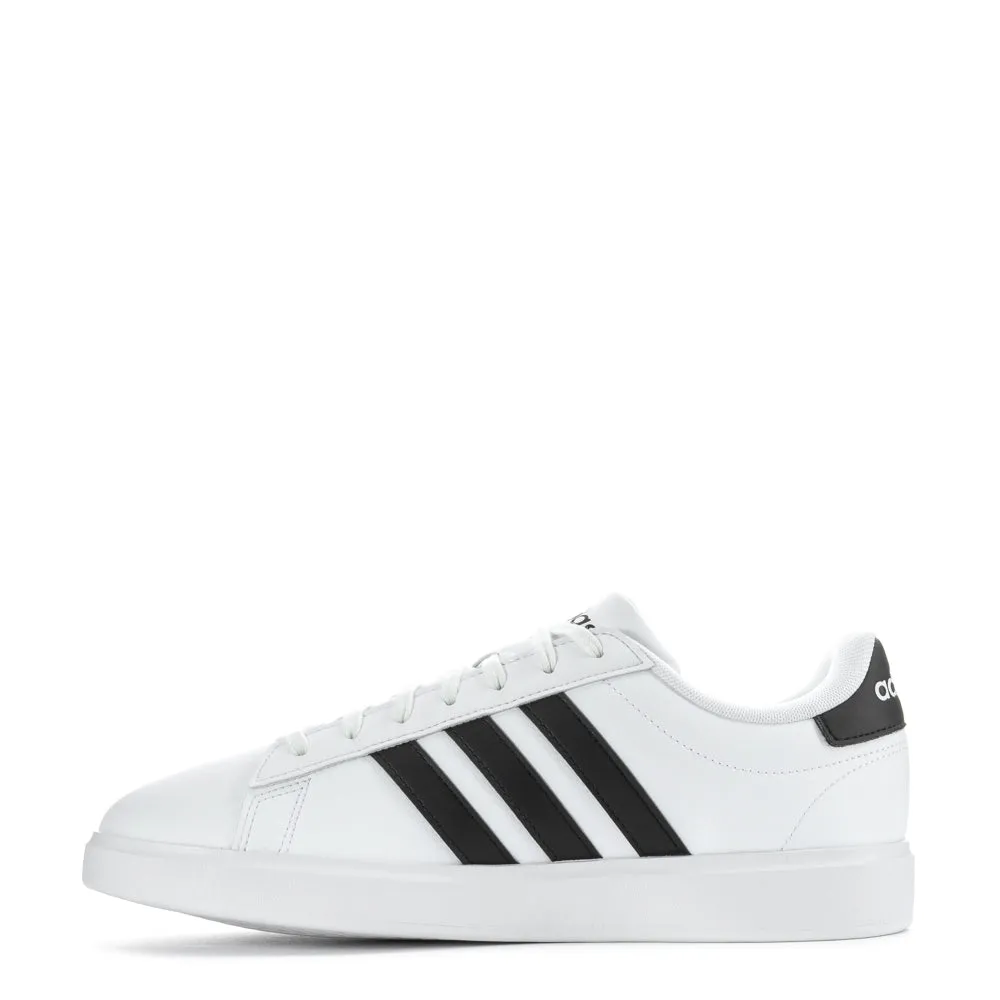 ventilation channels Strategic Traction Pattern Grand Court 2.0 - Mens