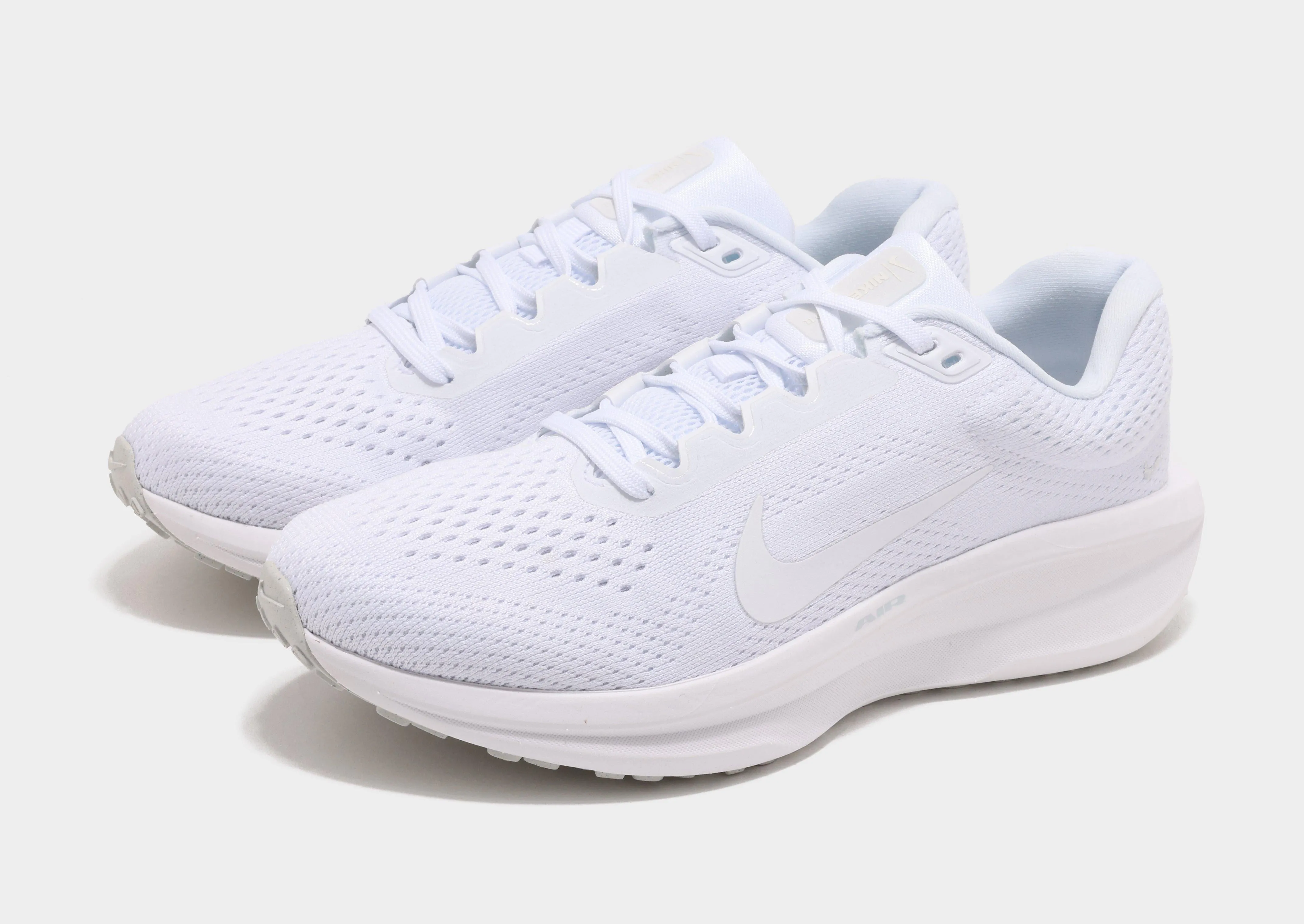 Winflo 11 Women's Lounge Mode Stride Light