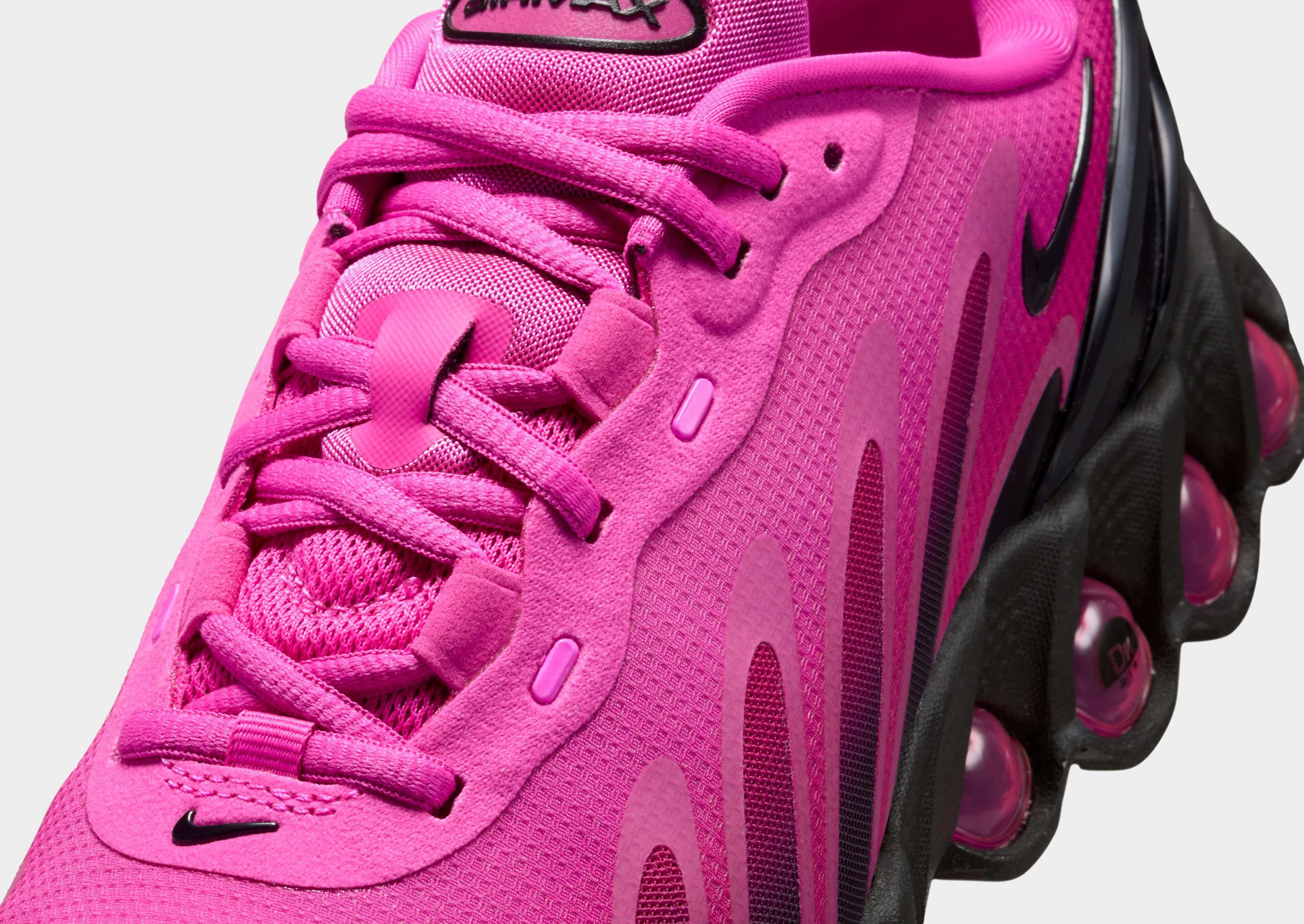 Air Max DN8 Women's Move Smooth Breathable mesh construction