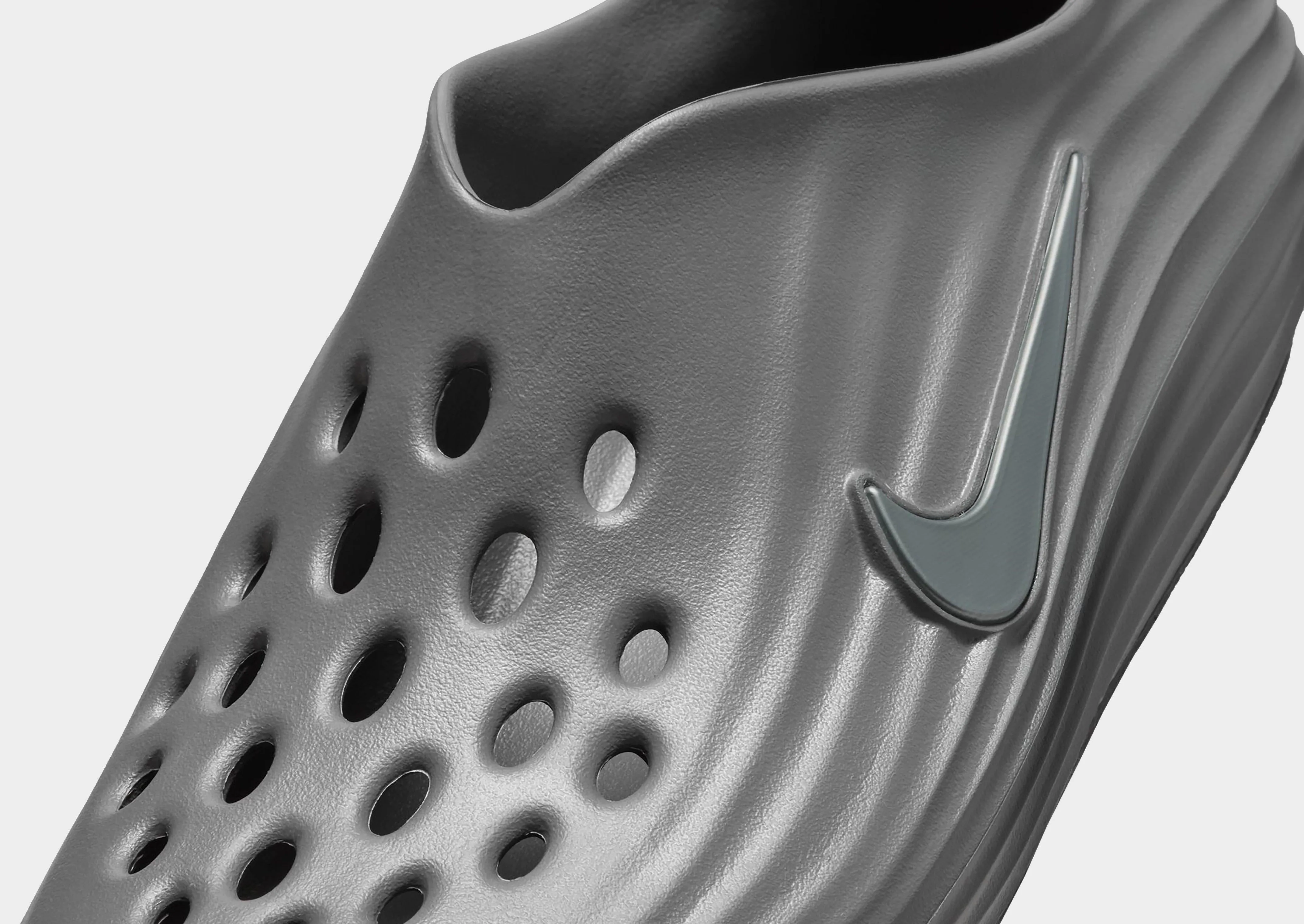 Breathable Summer Footwear ReactX Rejuven8 Slides