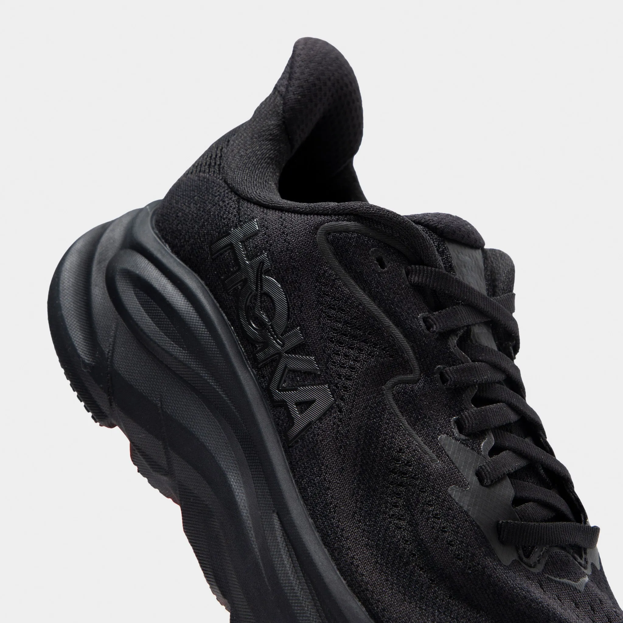 Hoka Women's Clifton 10 Black / Black frequent - use Warm - weather running