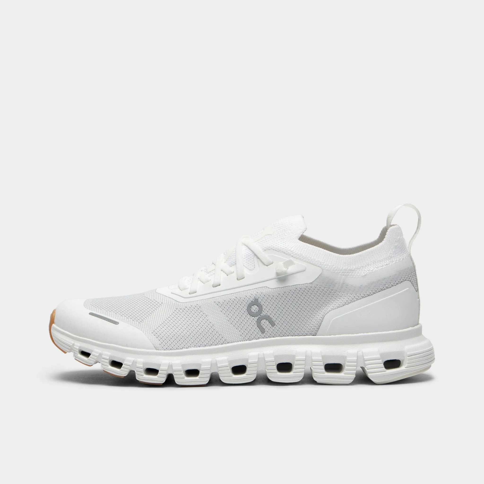 Maximum Flex On Women's Cloud 6 Versa White / White