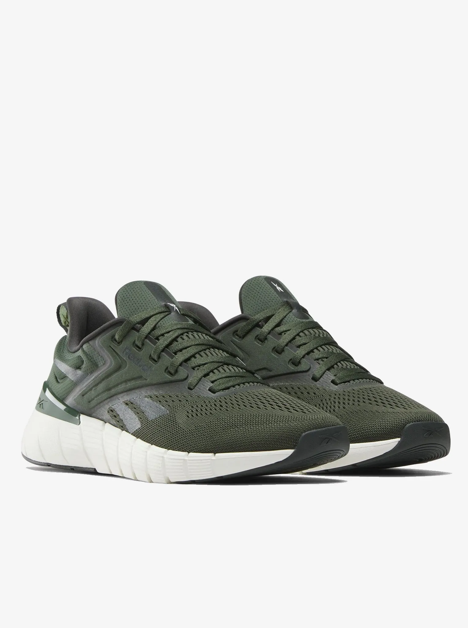 running in a concrete bridge area shoes Nano Gym Mens