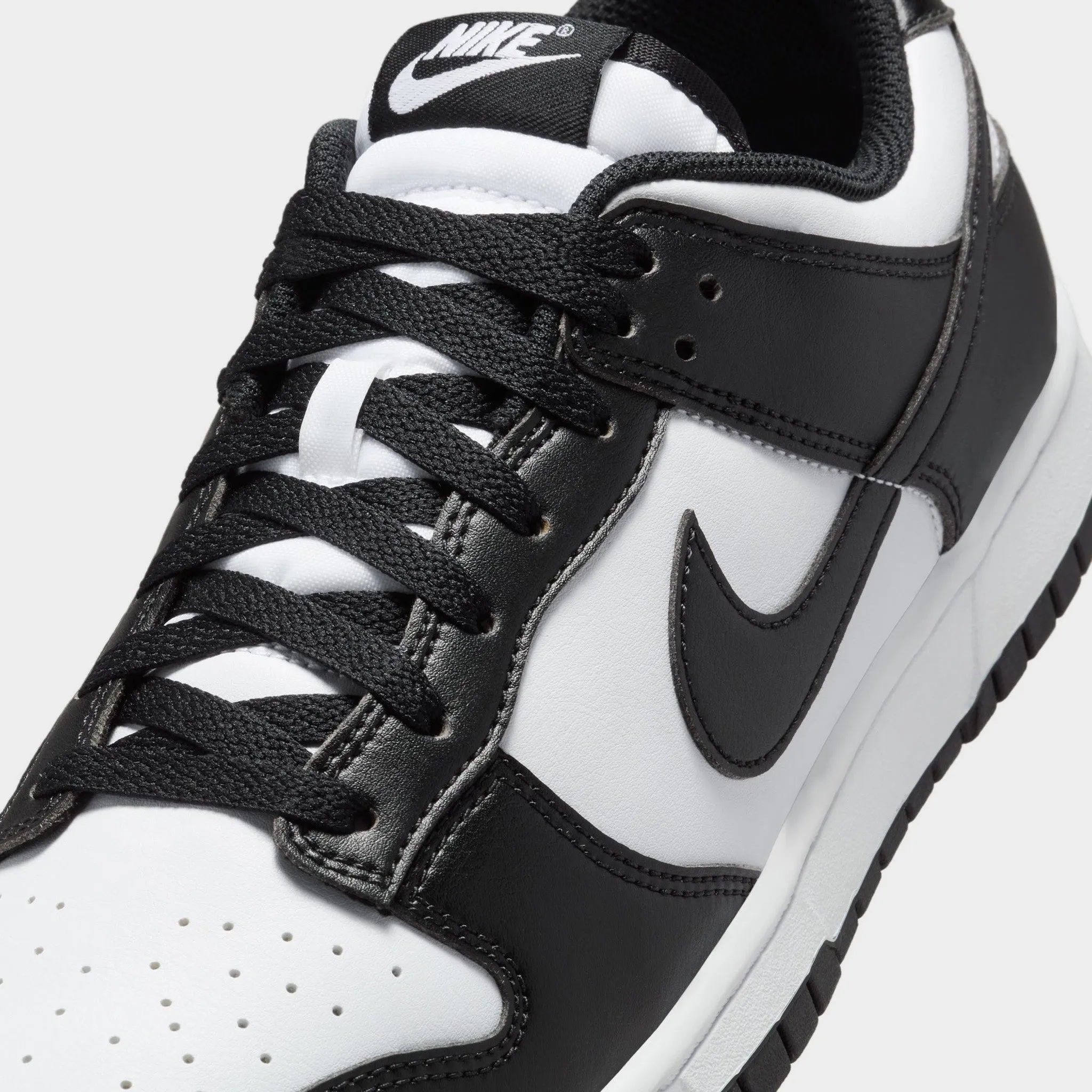 All-Purpose Shoes Zoned Cushioning Nike Dunk Low Retro White / Black - White