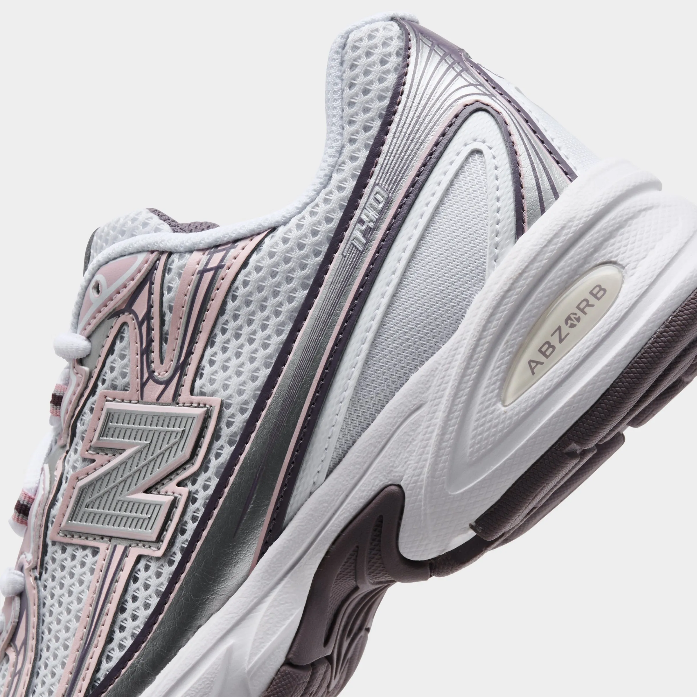 occasional - running option shoes handball shoes New Balance 740 Ice Wine / White