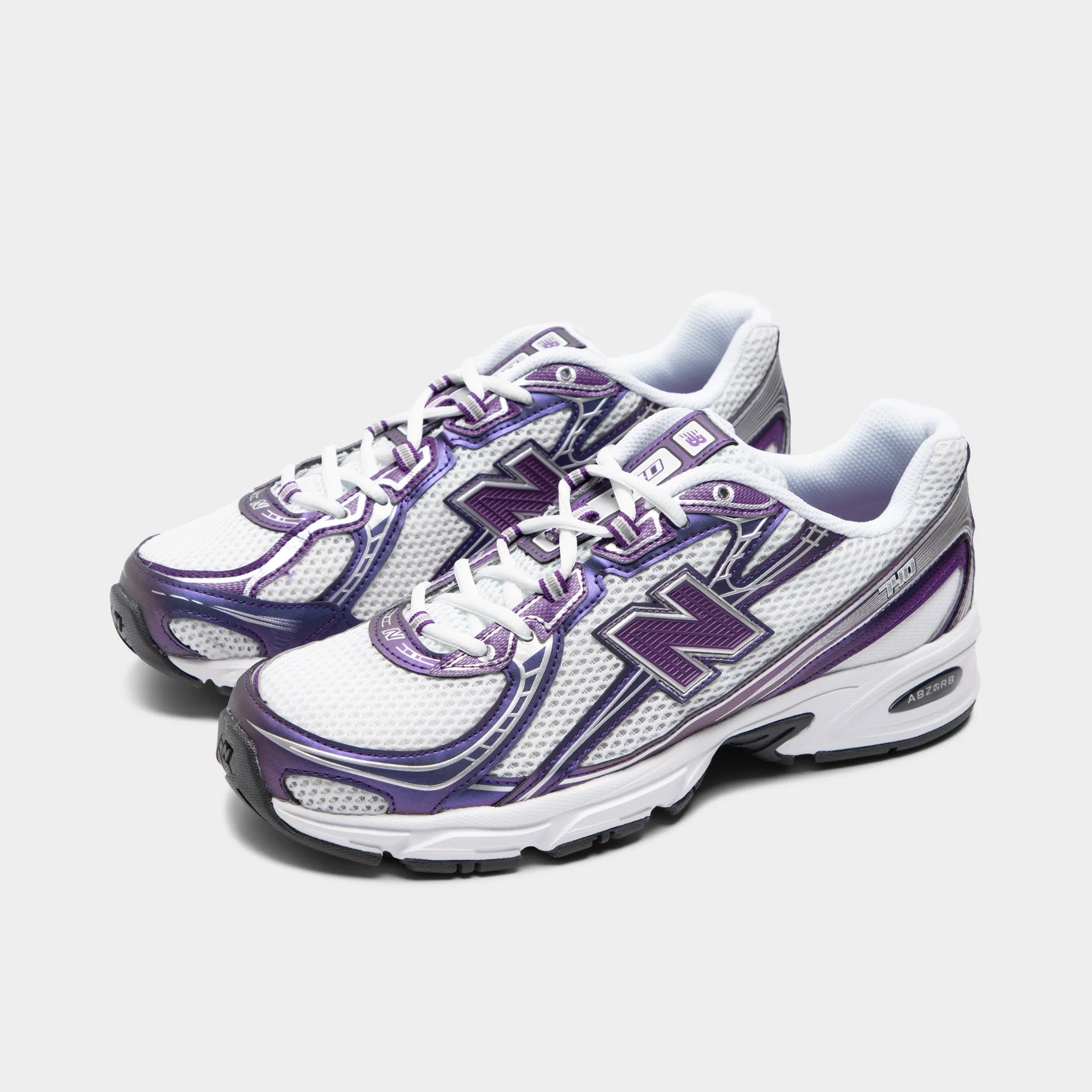 lightweight foam lacrosse shoes New Balance 740 White / Concord Grape
