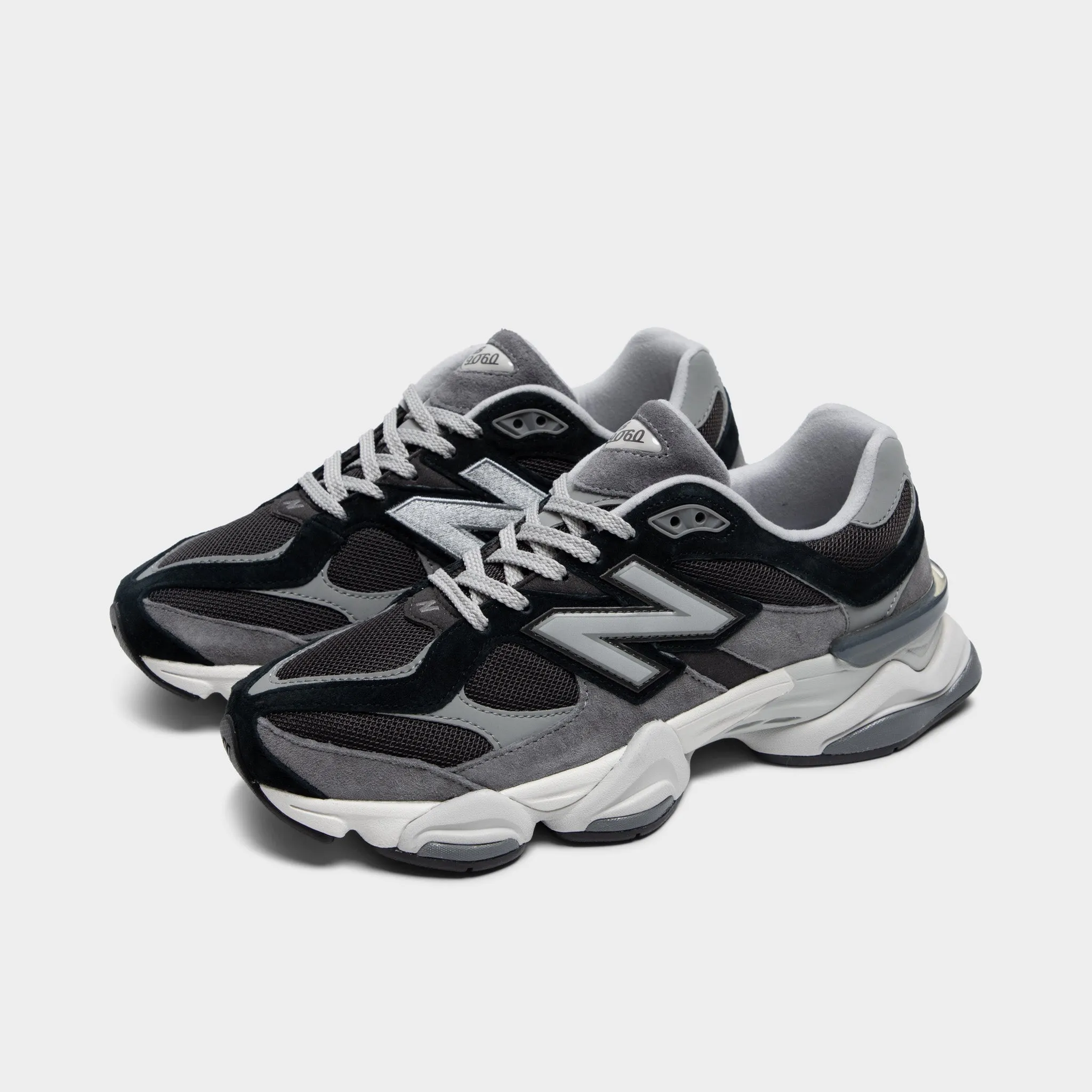 high - top style scientific - event running wear New Balance 9060 Black / Grey