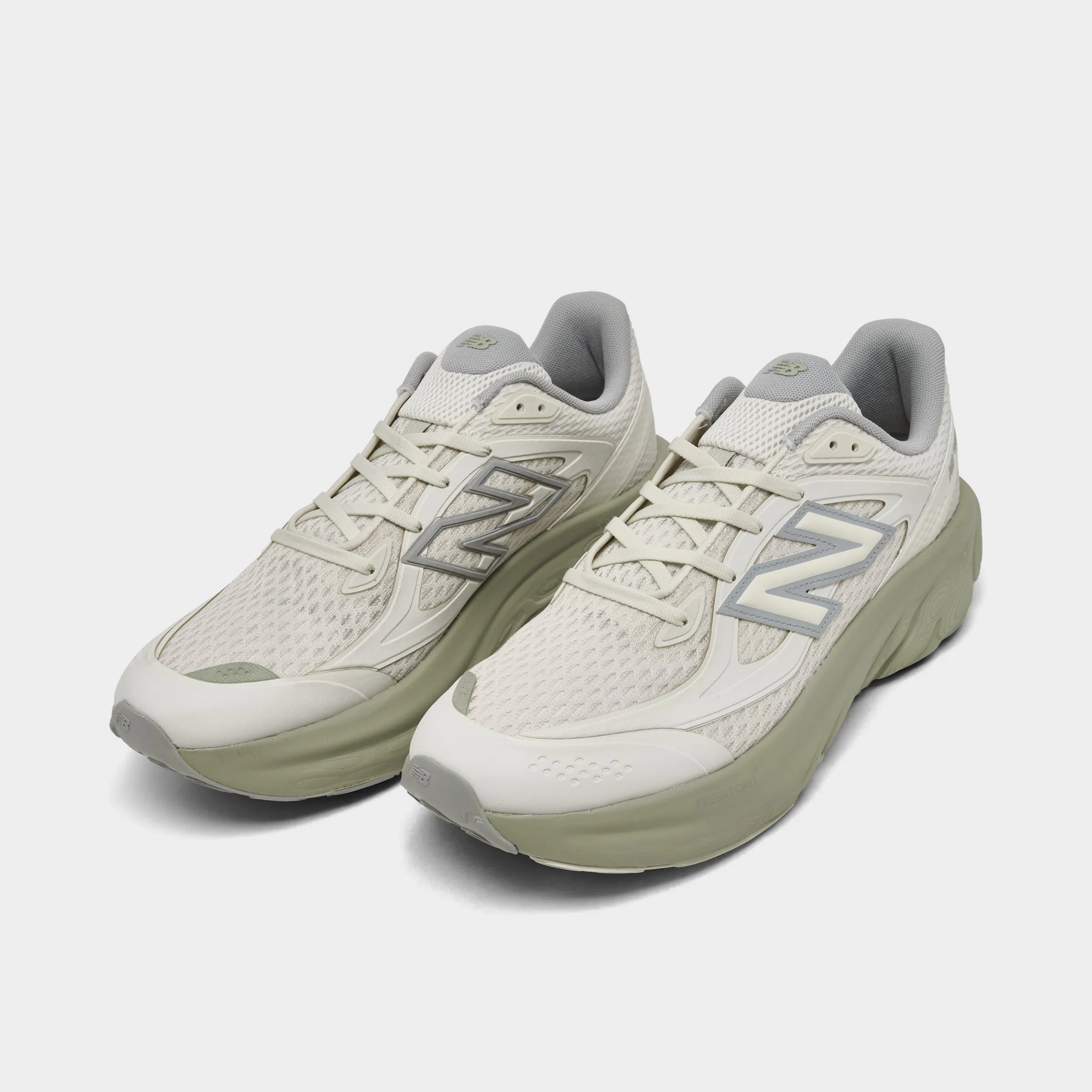 New Balance Fresh Foam Trainer Tan / Khaki futuristic running option