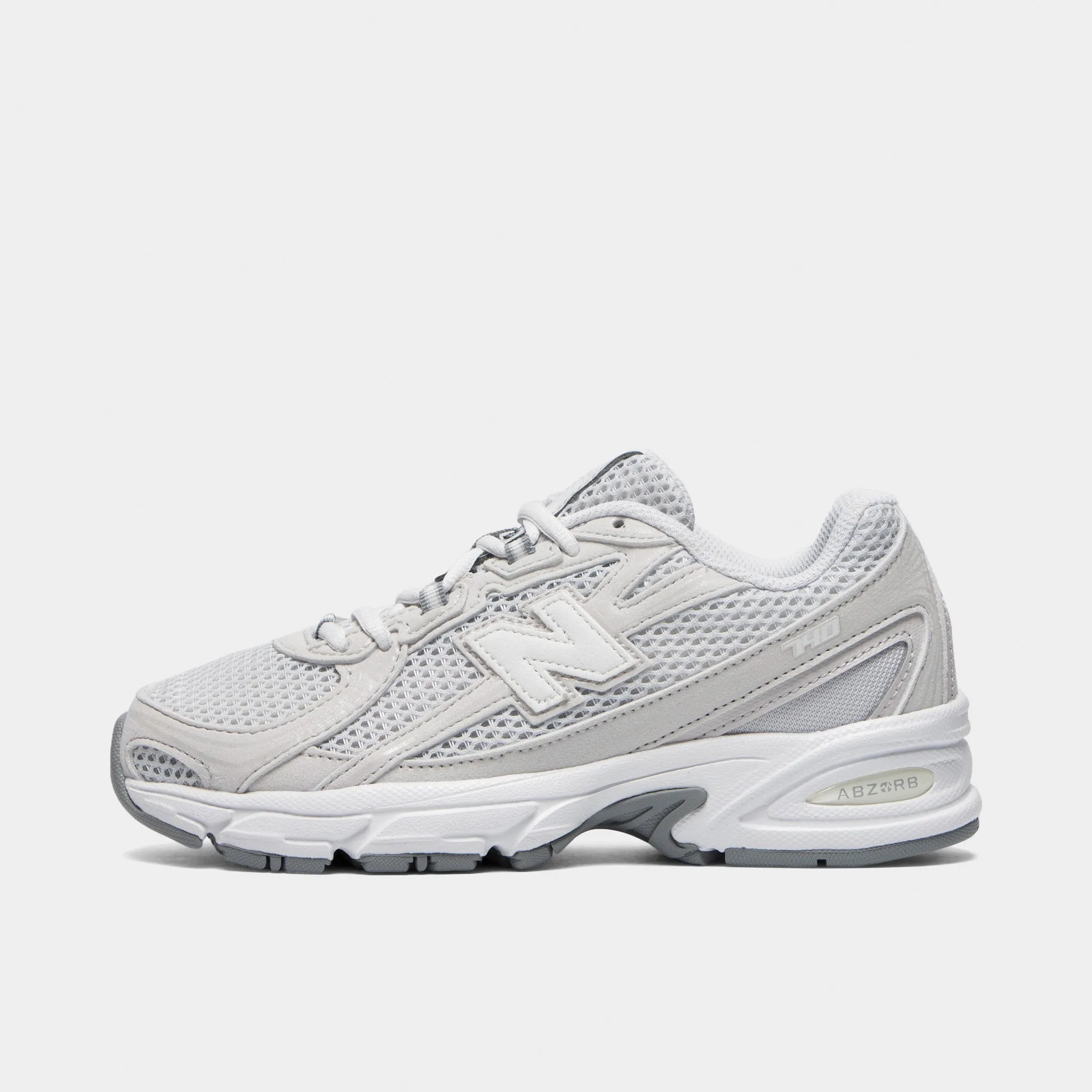 multi - surface sole New Balance Juniors' 740 Grey Matter / White