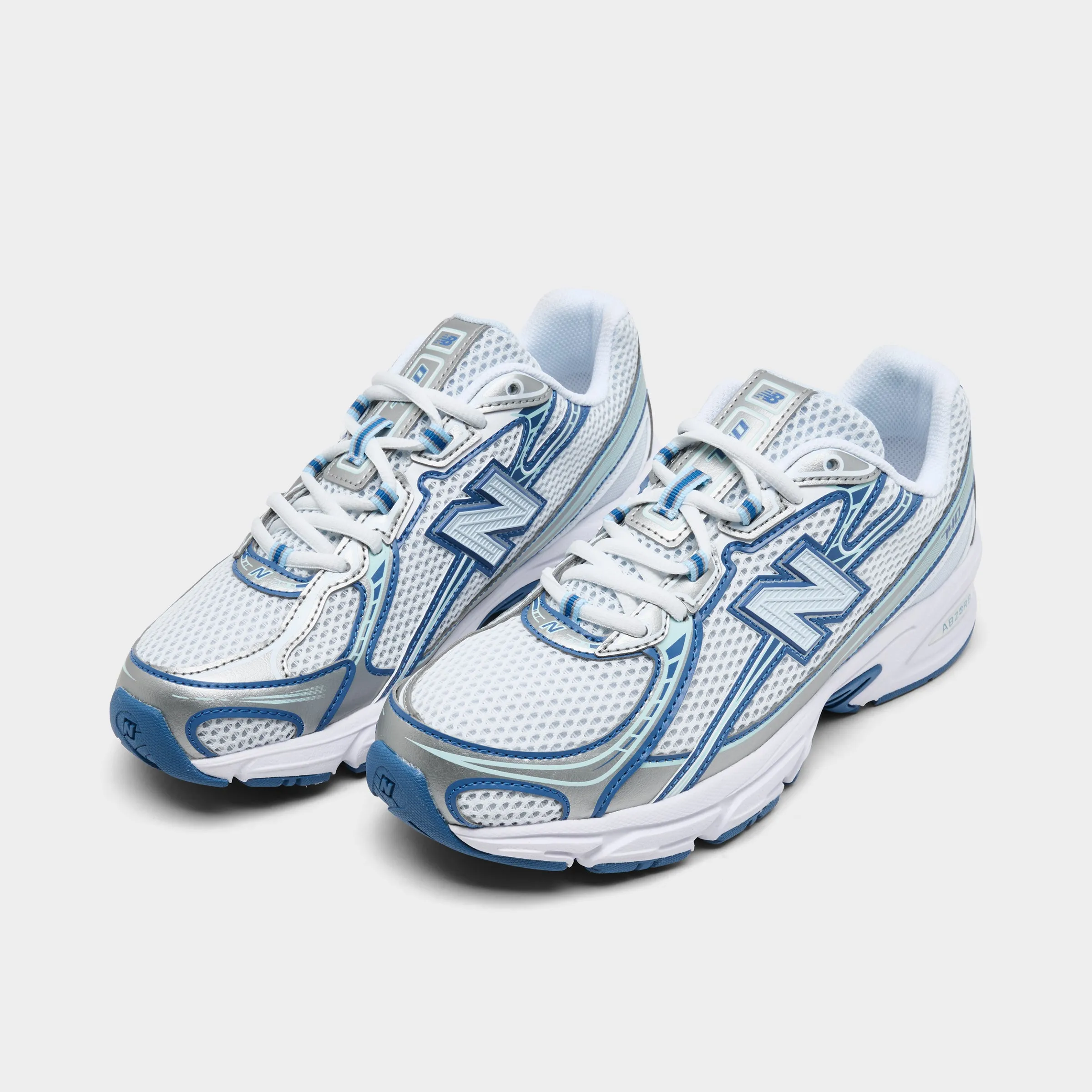 High Ankle Support New Balance Juniors' 740 White / Blue