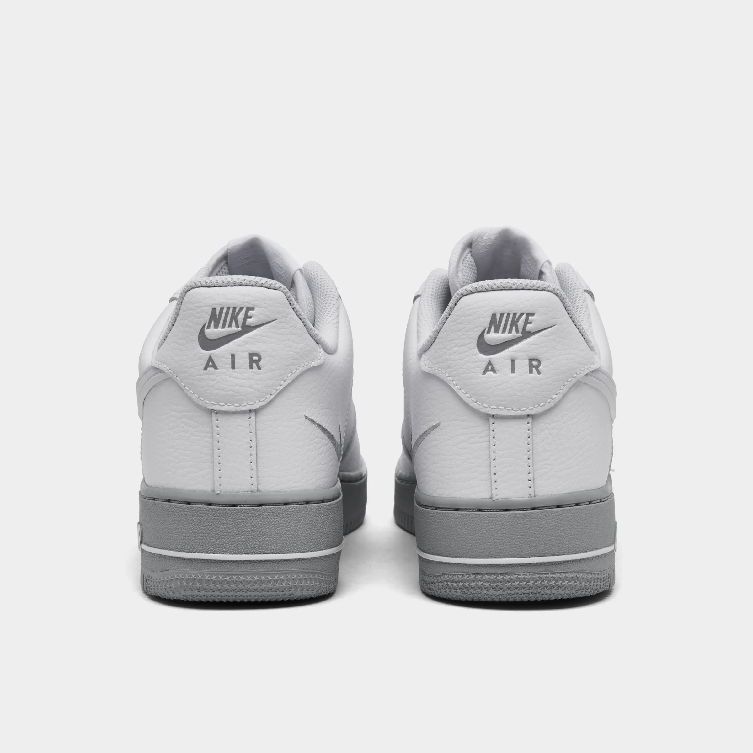 Responsive ride Nike Air Force 1 '07 White / Light Smoke Grey