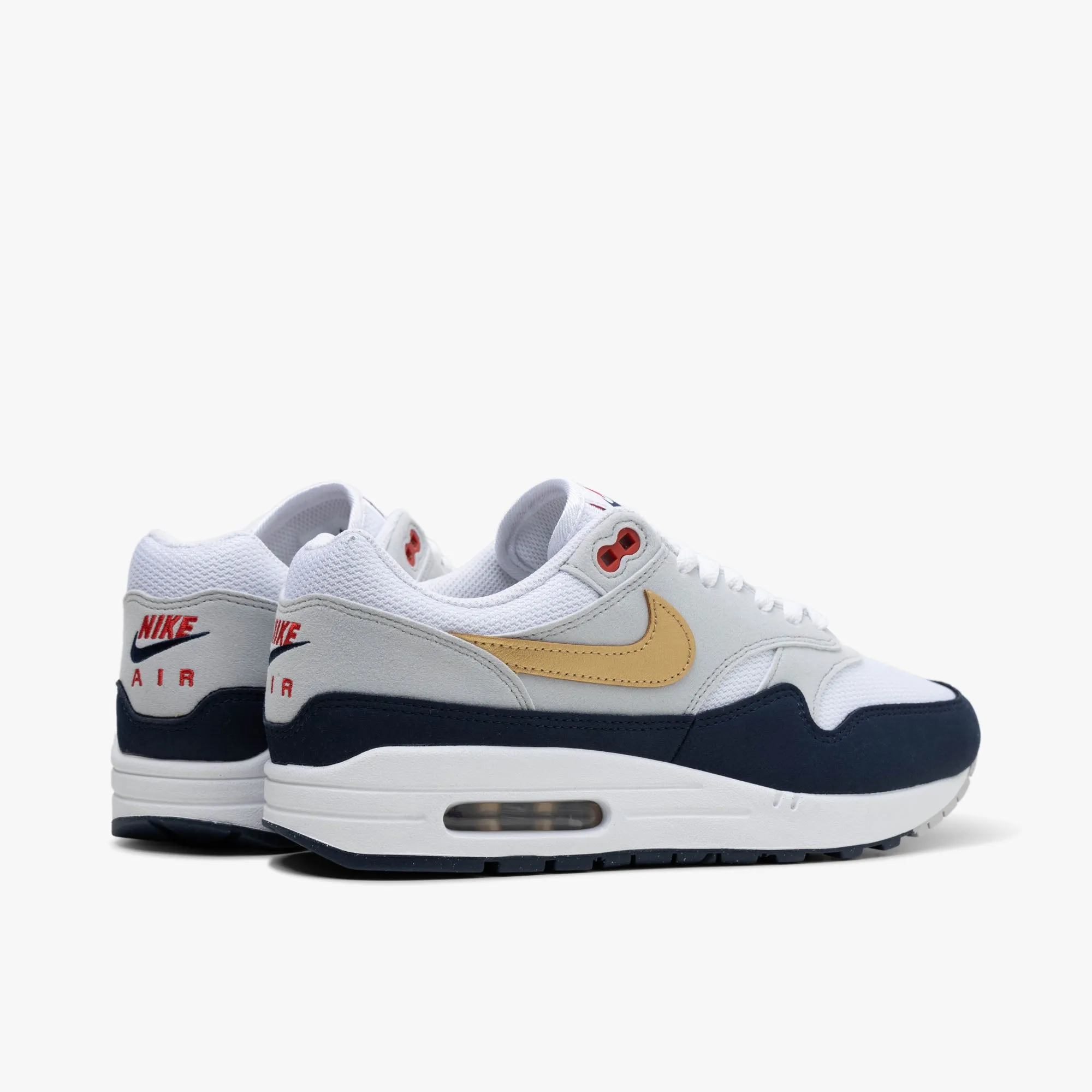 Street Comfort Ultra Lightweight Frame Nike Air Max 1 Obsidian / Metallic Gold - White