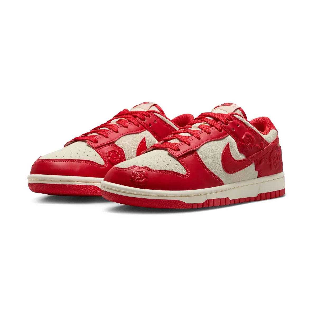 Breathable mesh Nike Dunk Low 'Red Roses' Women's Shoes