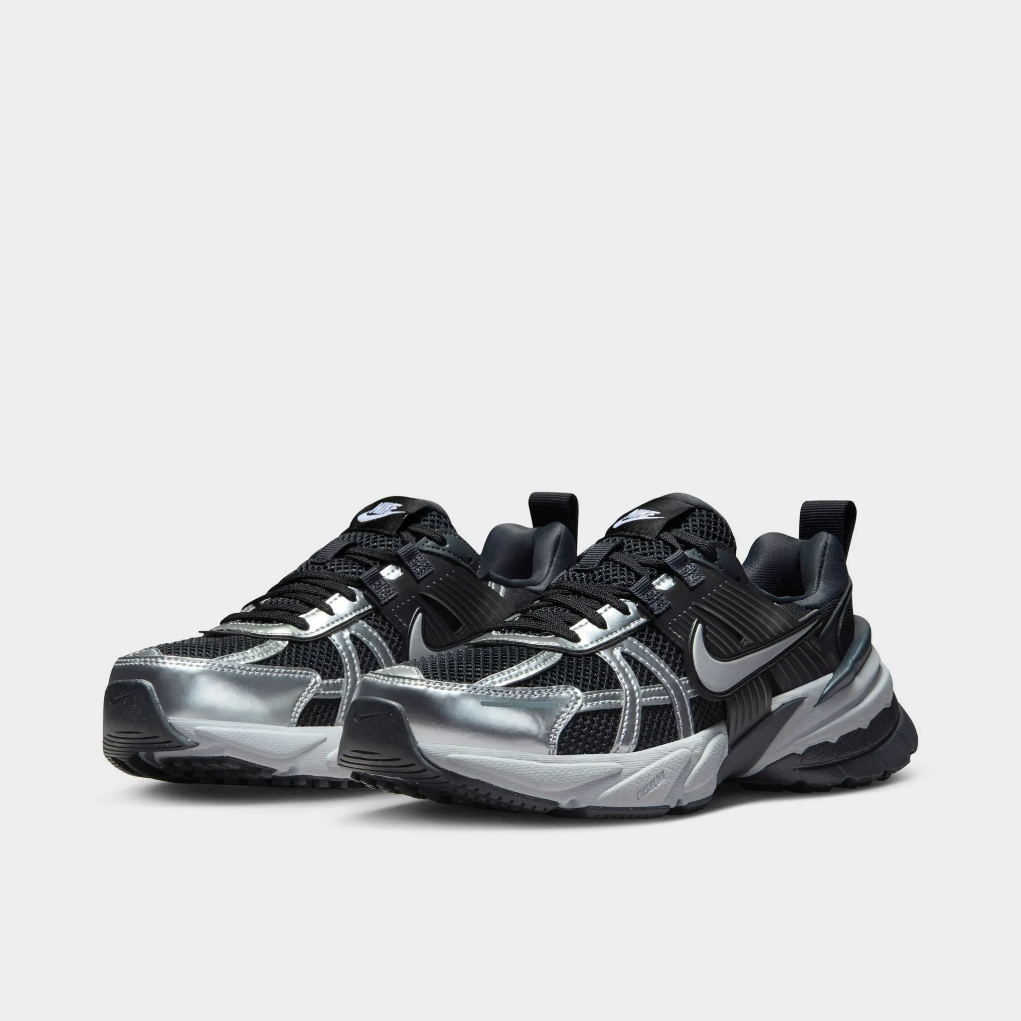 Nike Women's V2K Run Black / Metallic Silver - Anthracite golf shoes speed - training running shoes