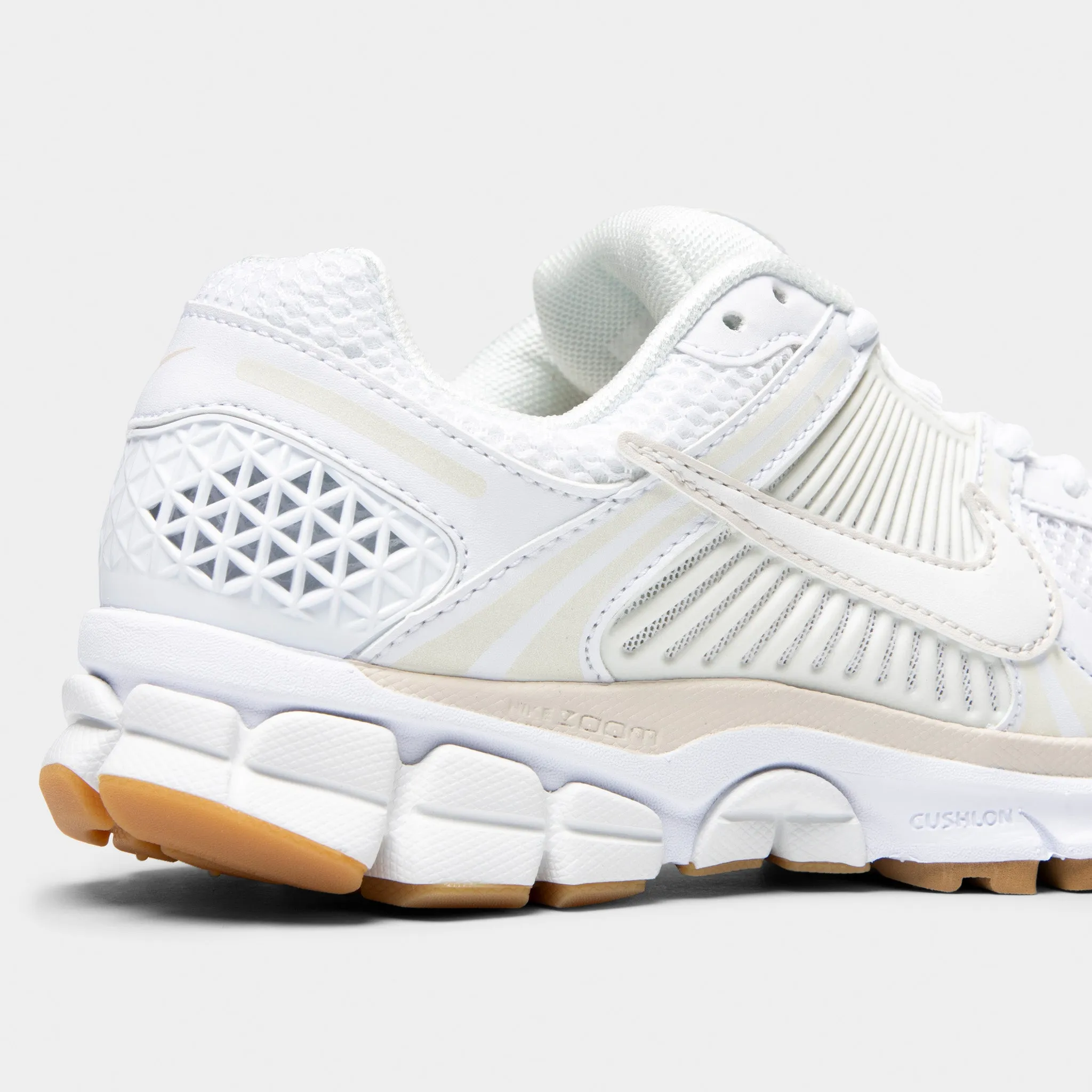 Nike Women's Zoom Vomero 5 White / Phantom - Summit White professional athletes' shoes High Top