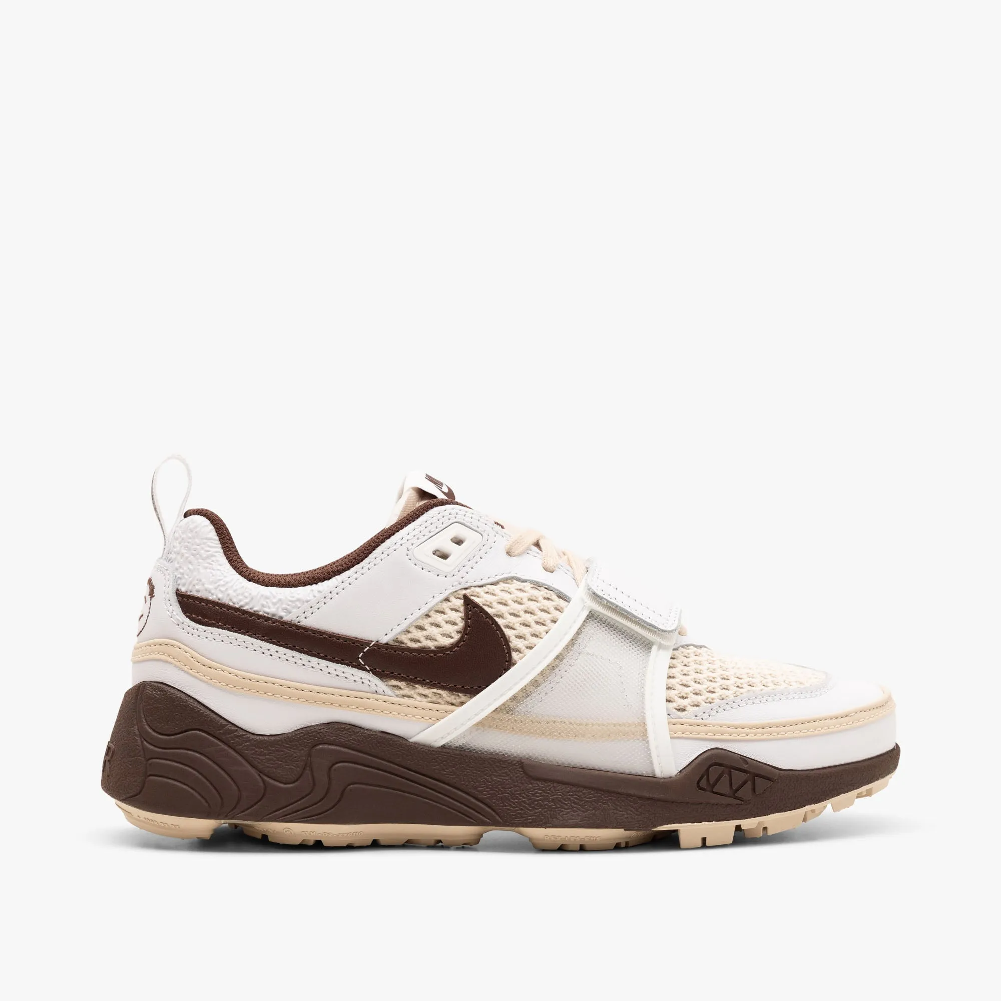 Nike x Travis Scott Zoom Field Jaxx / White / Light Chocolate - White Smart Stylewear sports
