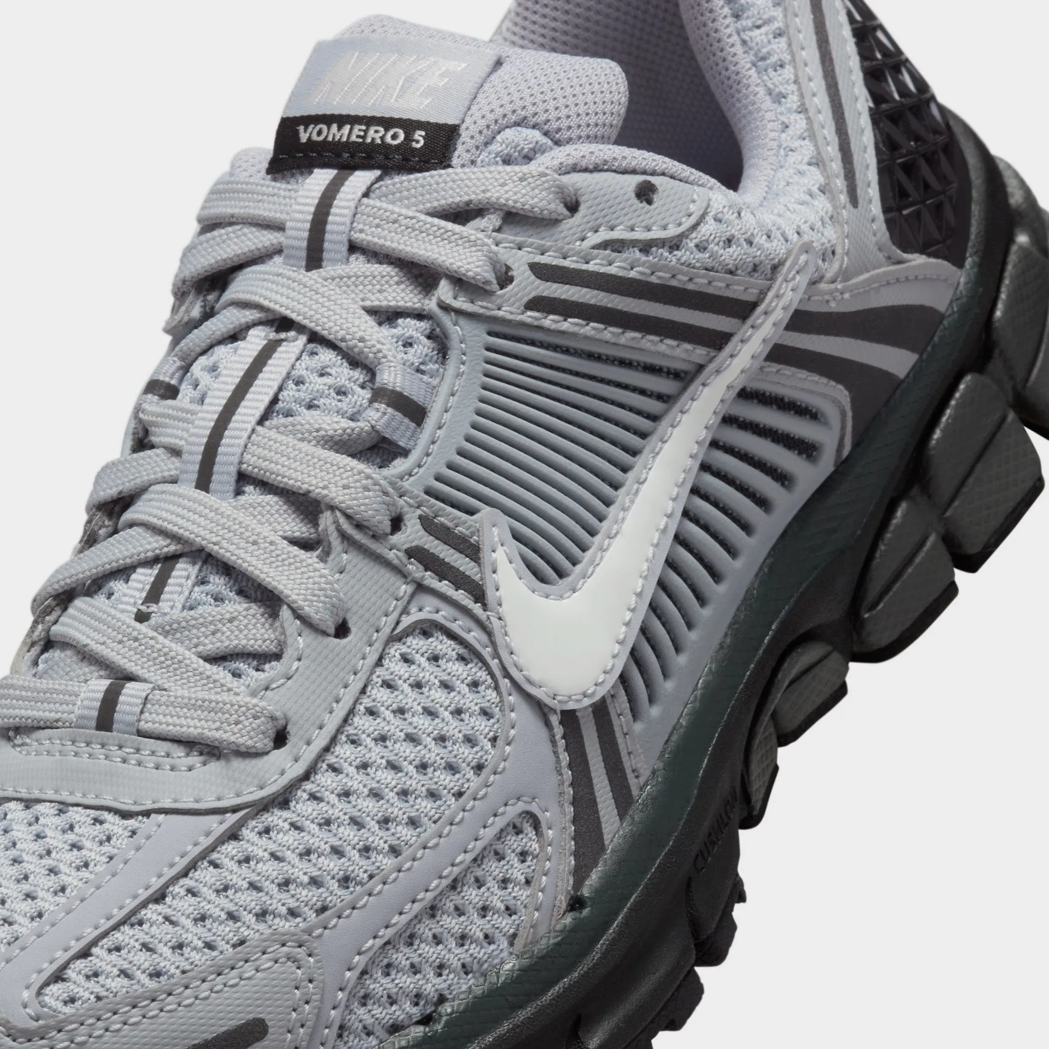 Nike Zoom Vomero 5 GS Wolf Grey / Summit White - Black gym - specific shoes