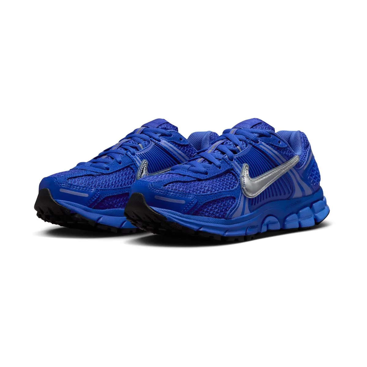 friendly competition warm - weather Nike Zoom Vomero 5 Women's Shoes