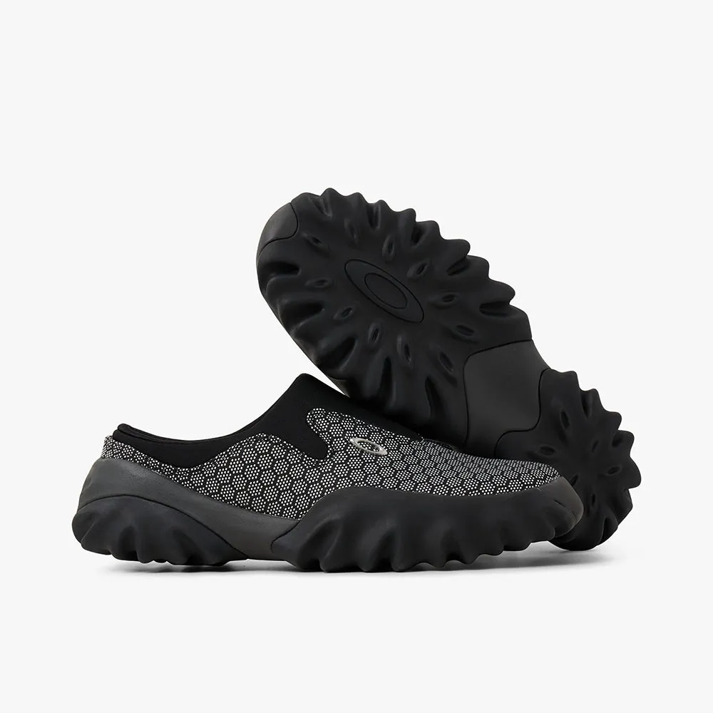 texture - type Oakley Factory Team Nubuck Chop Saw Mule - Honeycomb Black