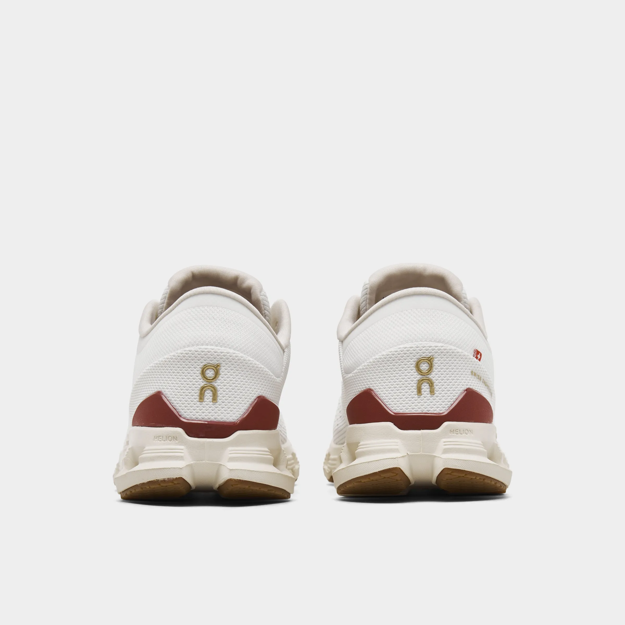 diagonal - design shoes On Cloud X 4 Ivory / Cream