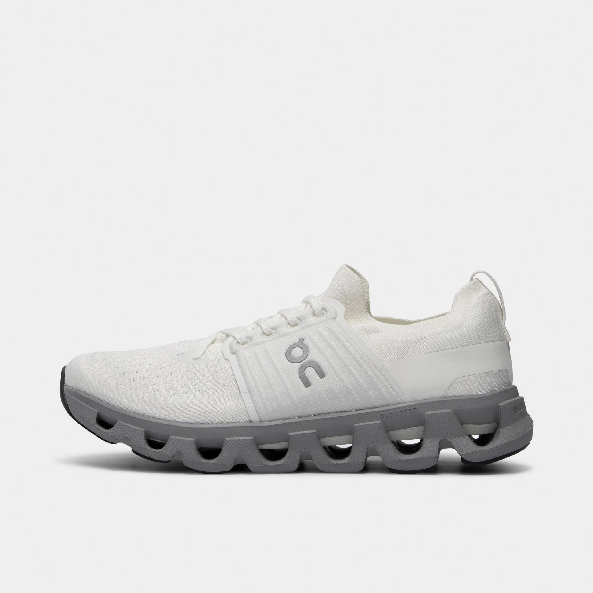 maximalist running option On Cloudswift 4 Ivory / Alloy