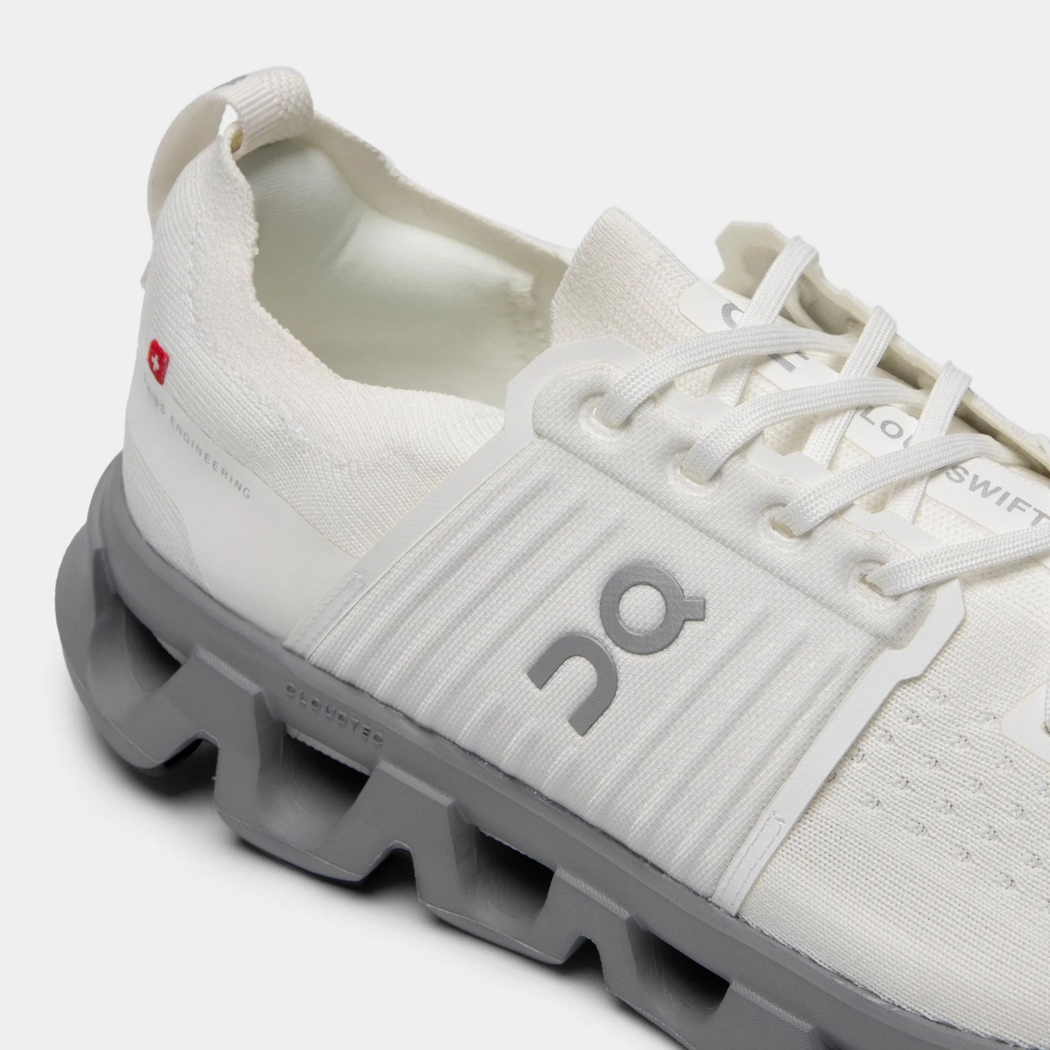 Leather Upper Reliable Quality On Cloudswift 4 Ivory / Alloy