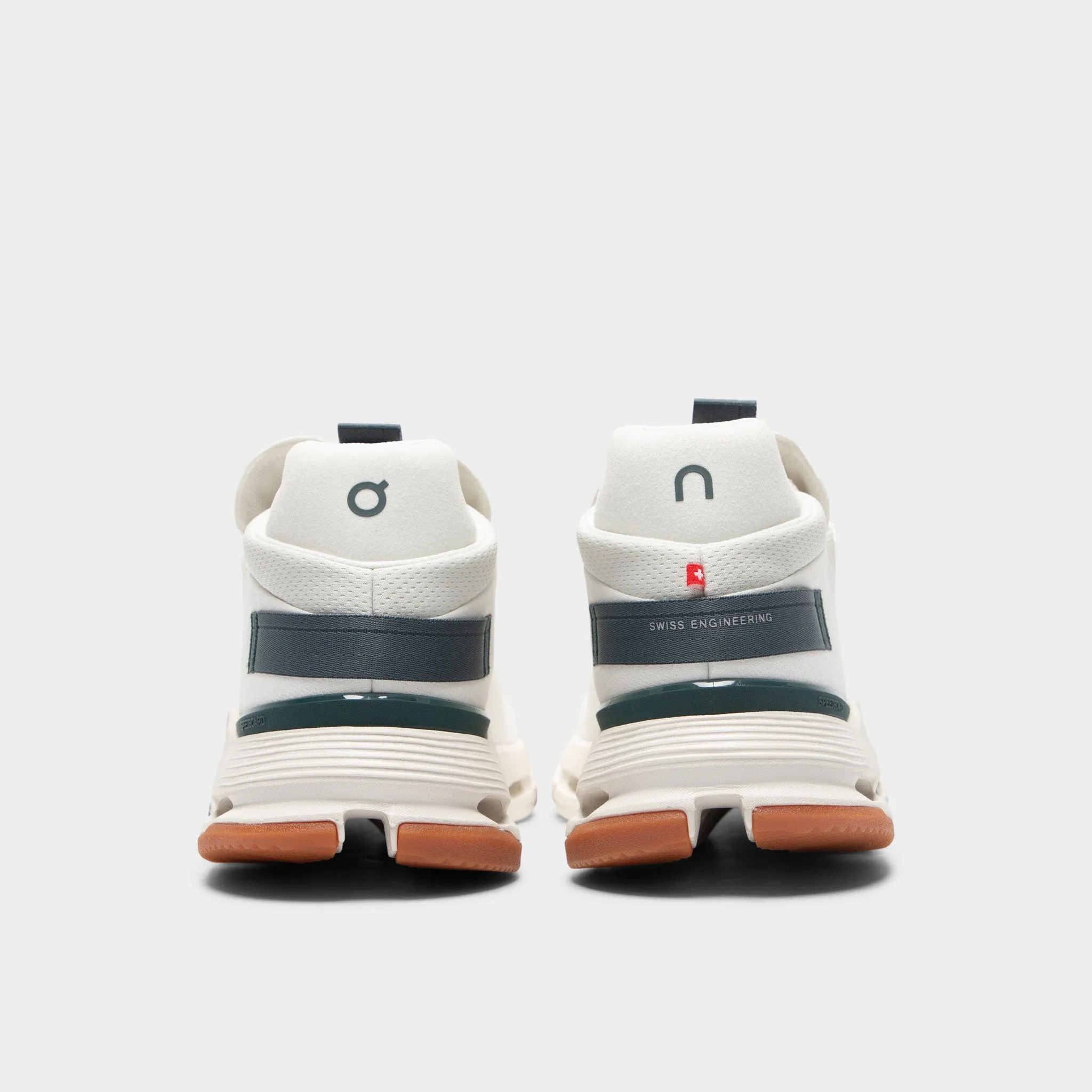 multi - sport shoes bootie - style design shoes On Running Nova 2 White / Green / Gum