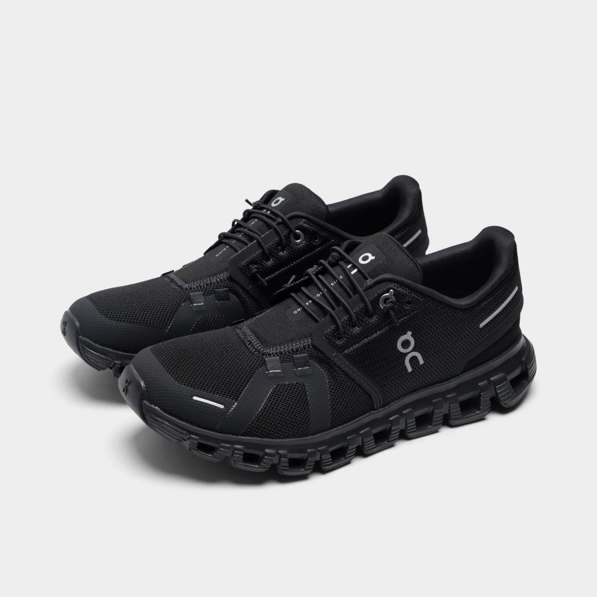running for a break from routine Daily Commuter On Women's Cloud 6 Black / Black