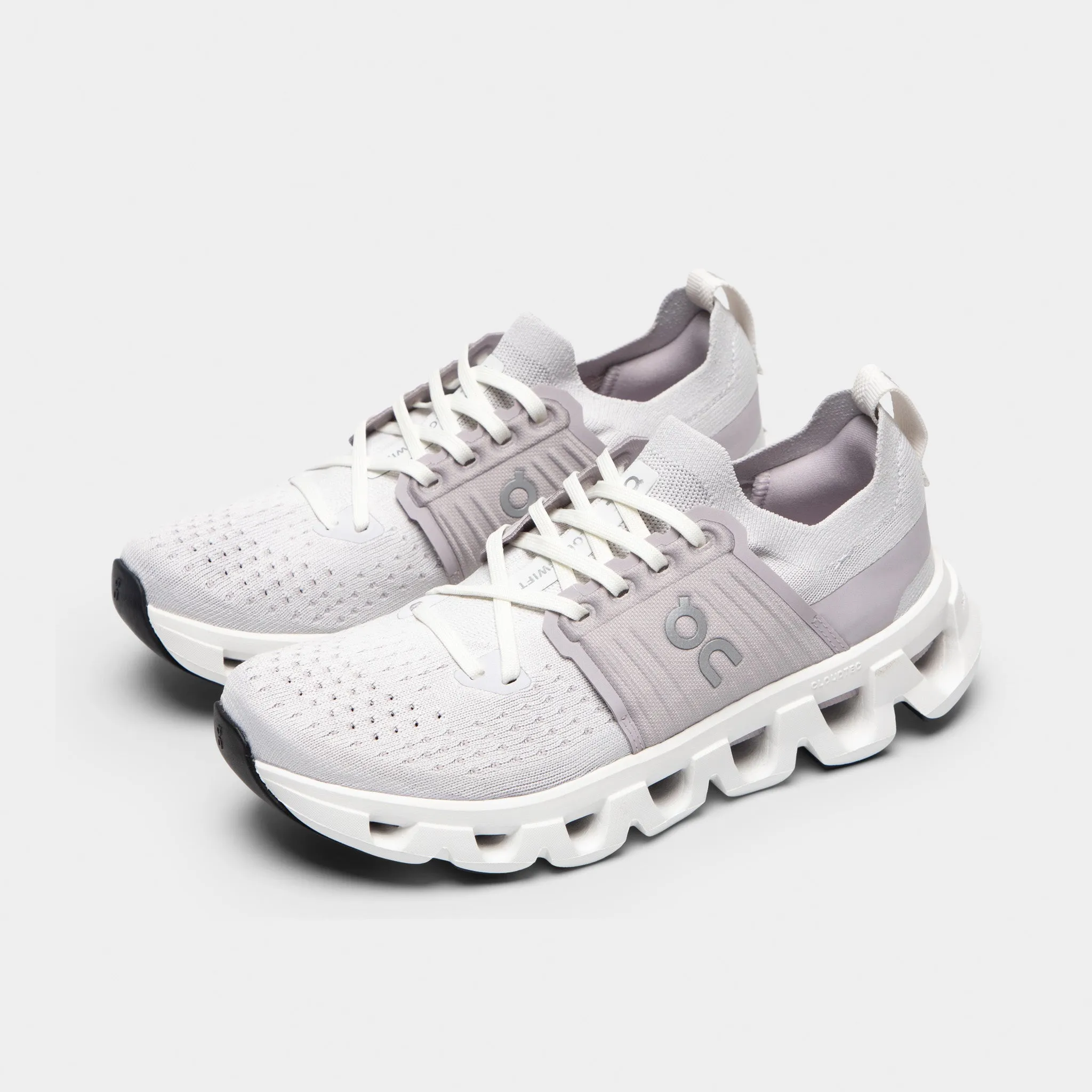 exceptional - running wet - weather shoes On Women's Cloudswift 4 Lavender / White