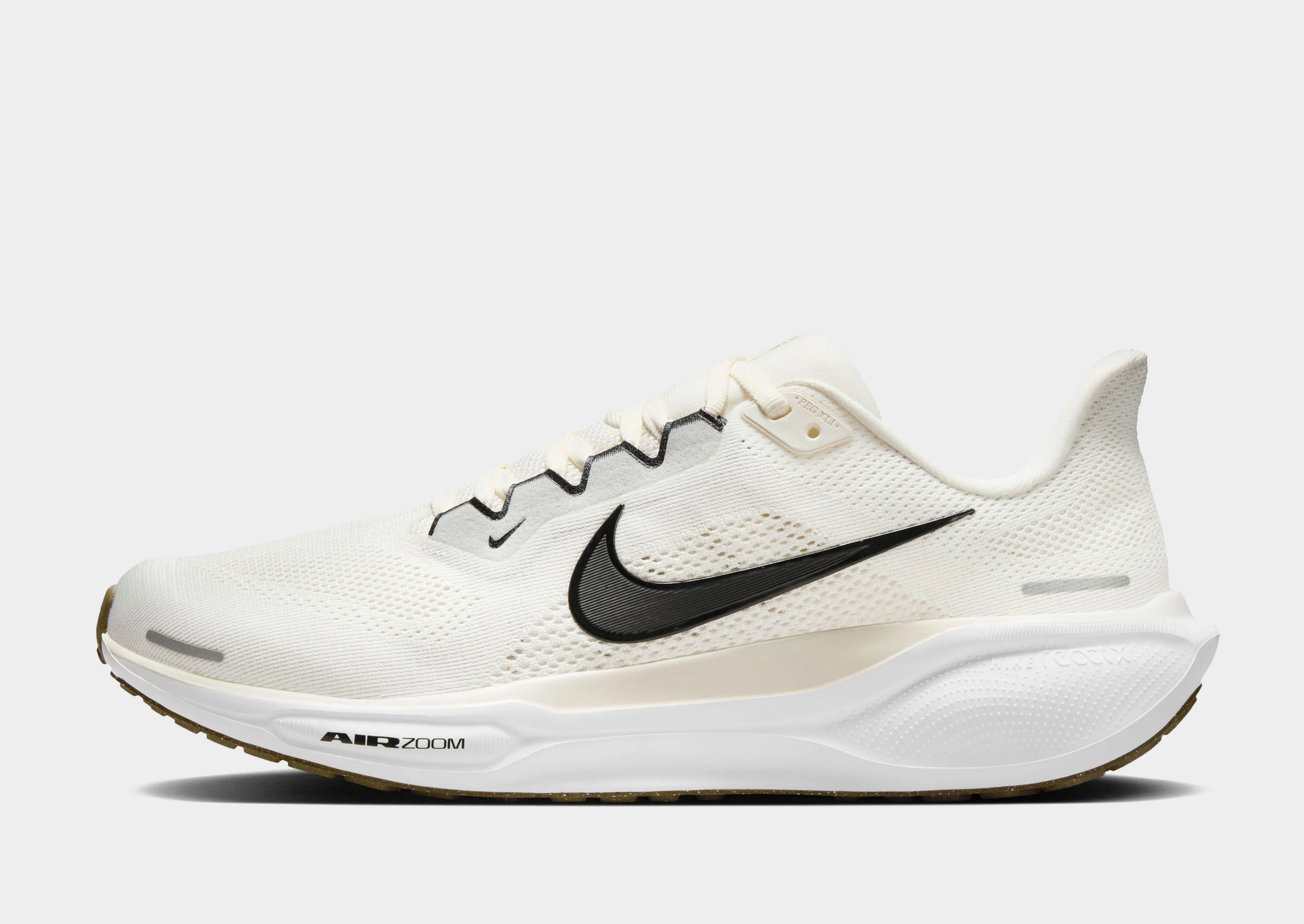Pegasus 41 Perforated Airflow Zones Round Toe