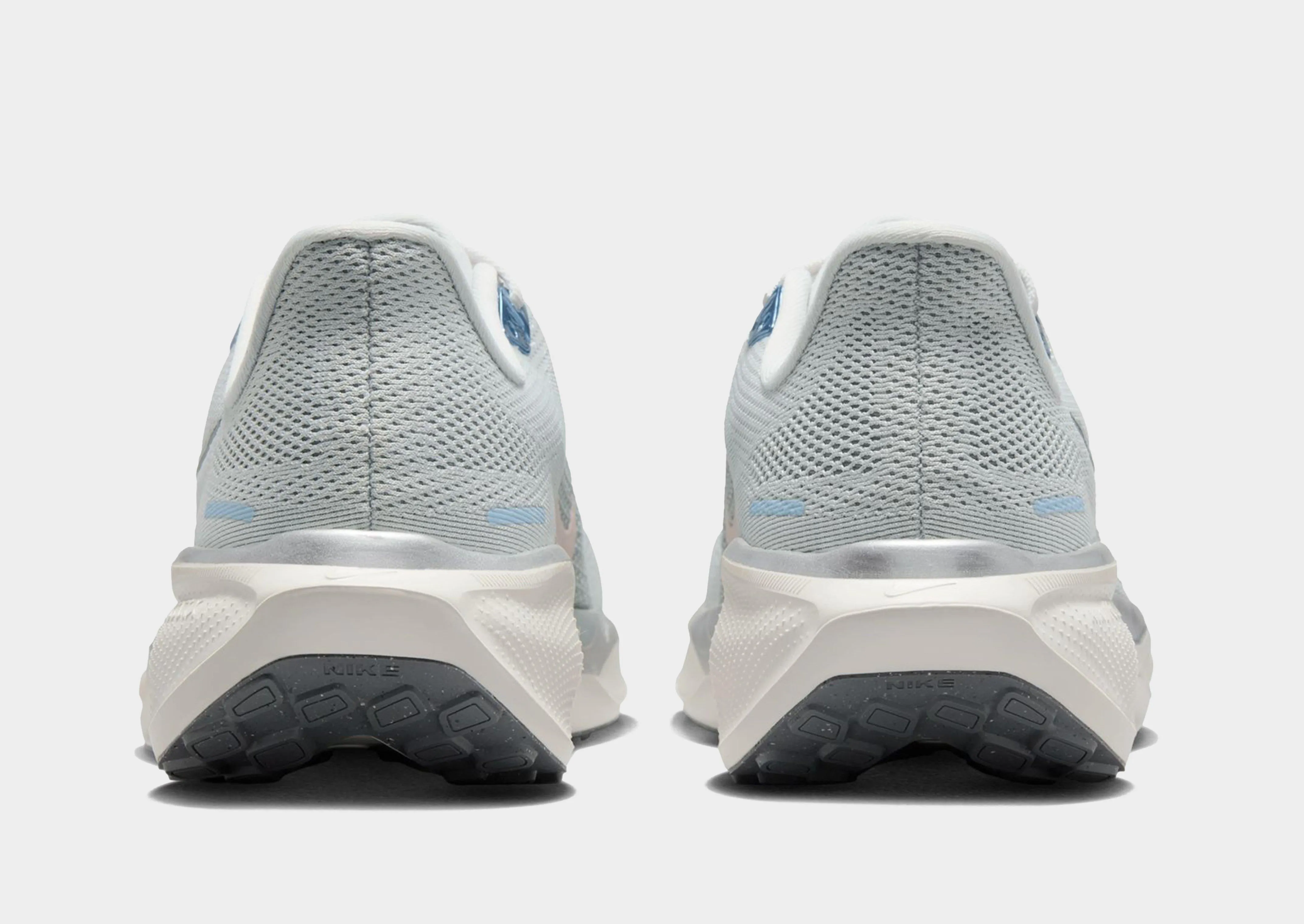 Metro Go Slim Silhouette Pegasus 41 Women's