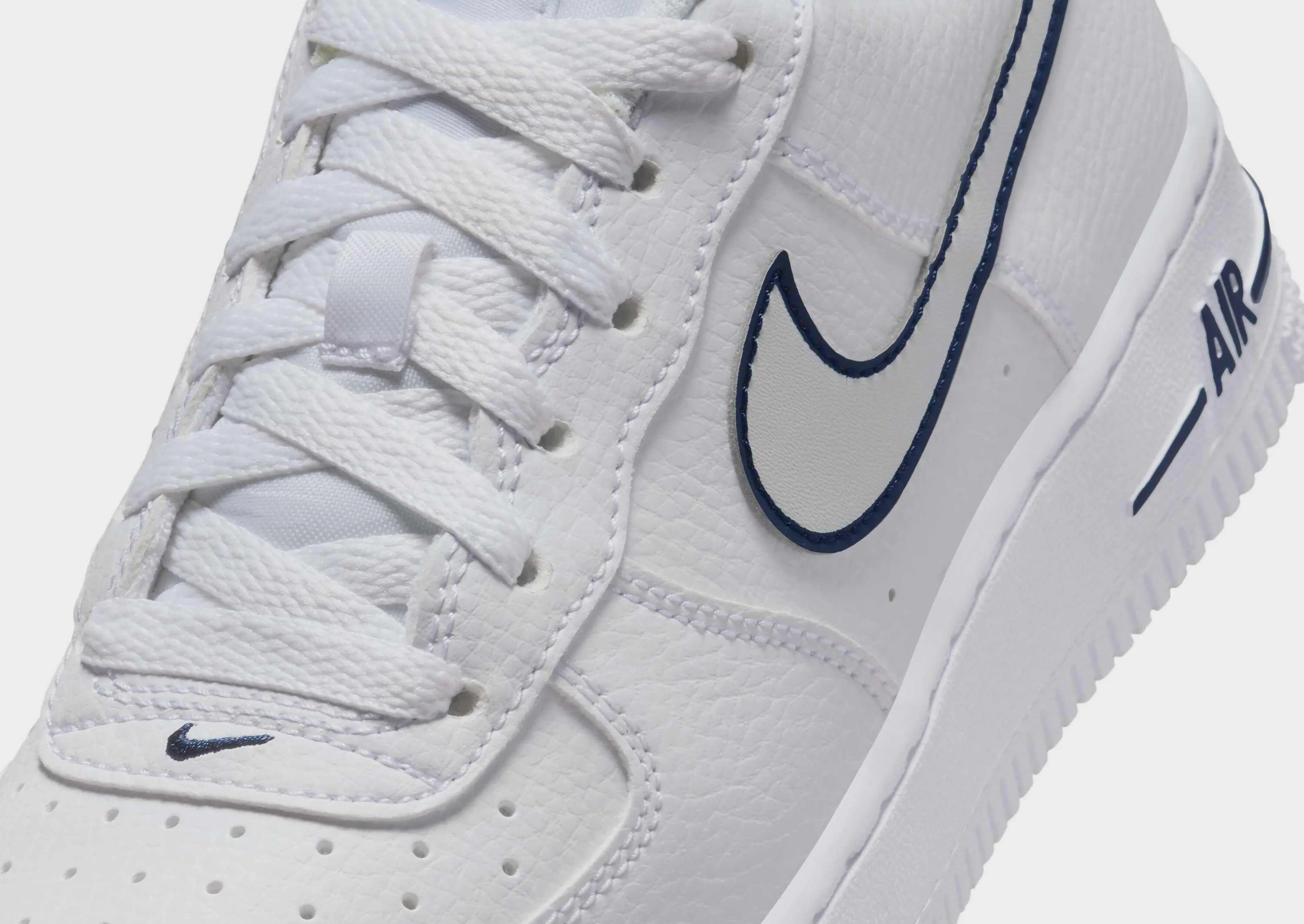 Air Force 1 LV8 Junior's All Daywear