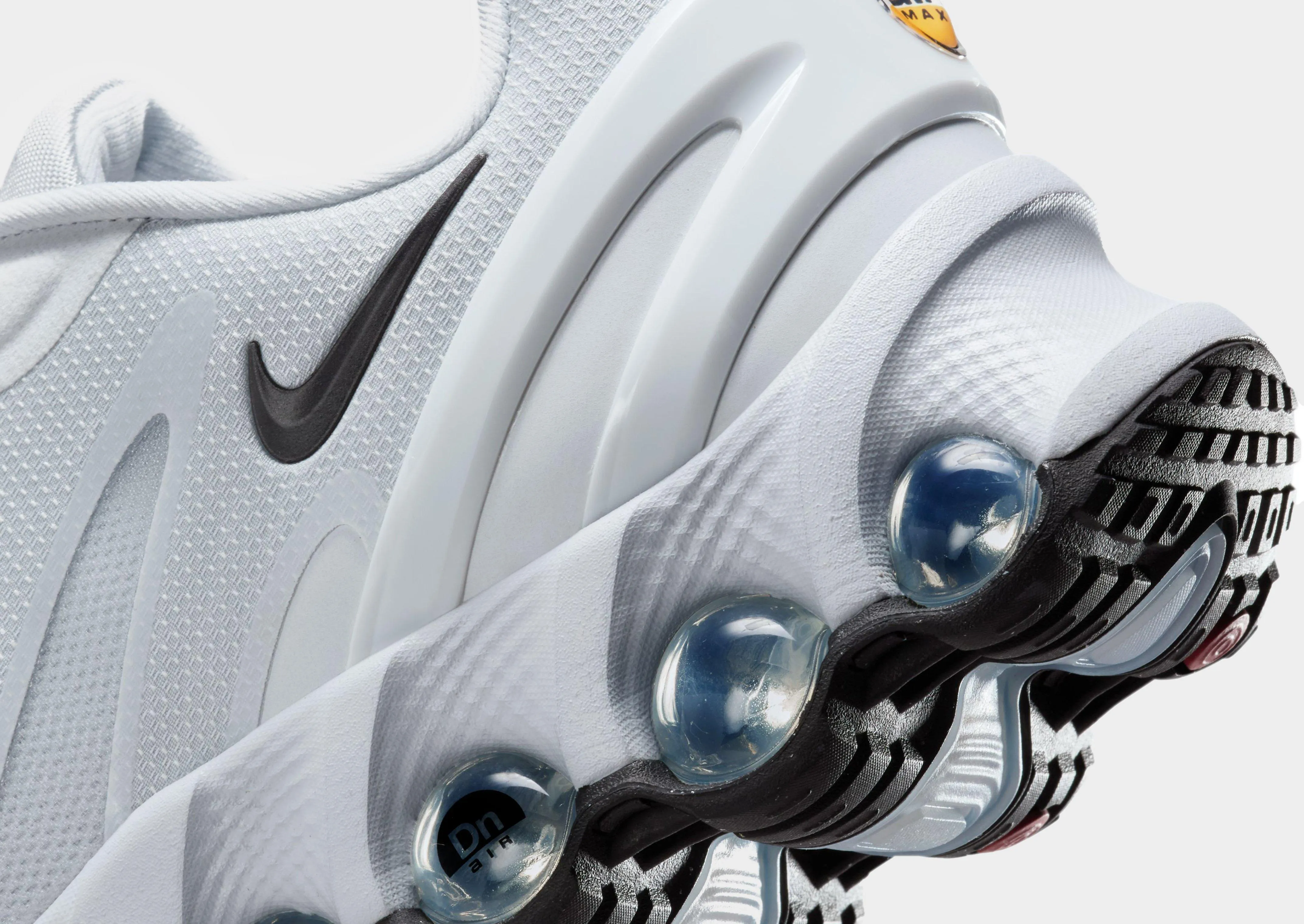 Air Max DN8 Smart Motion Natural Grip