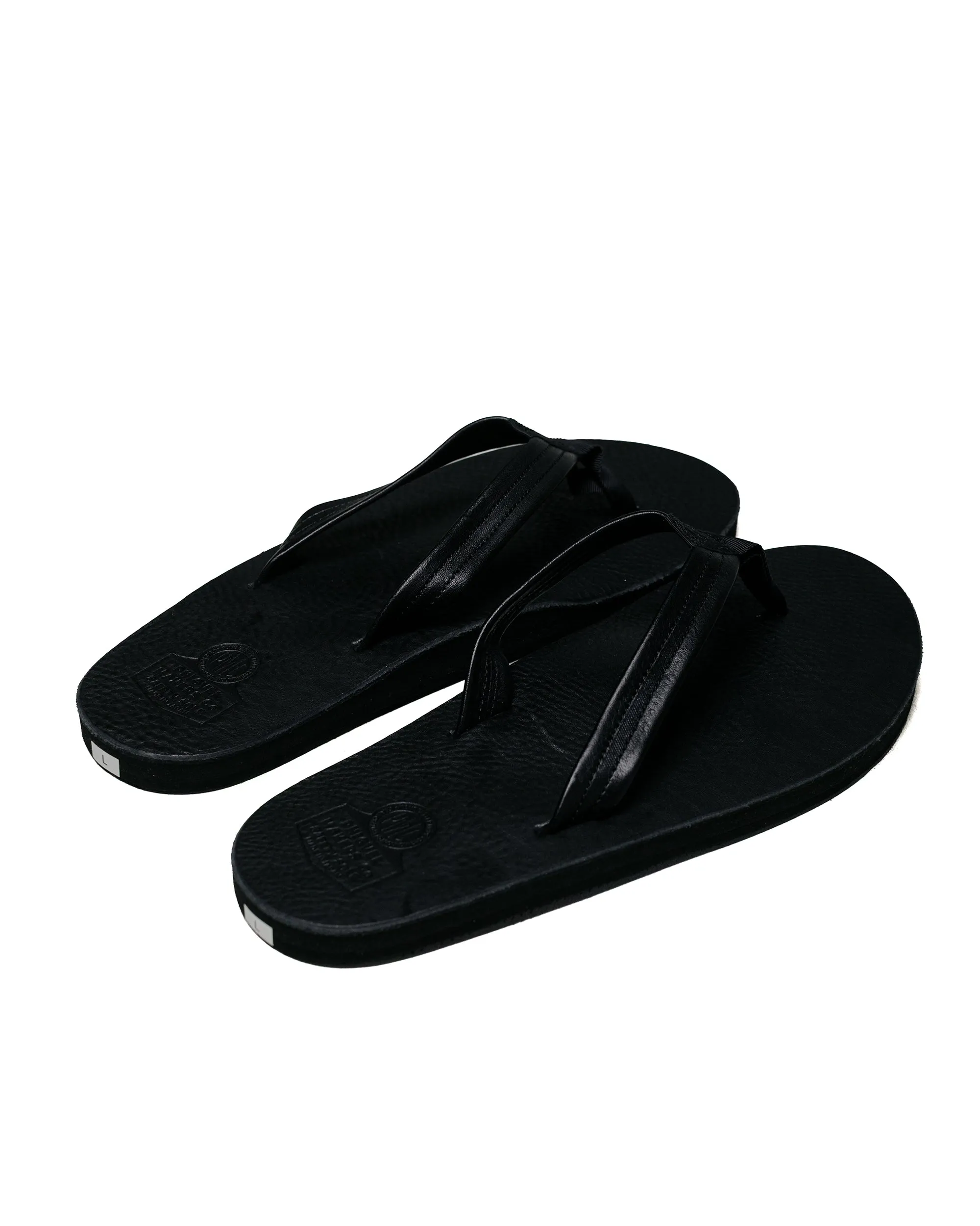 Pilates practitioners buckle - closure Phigvel Leather Beach Sandals Black