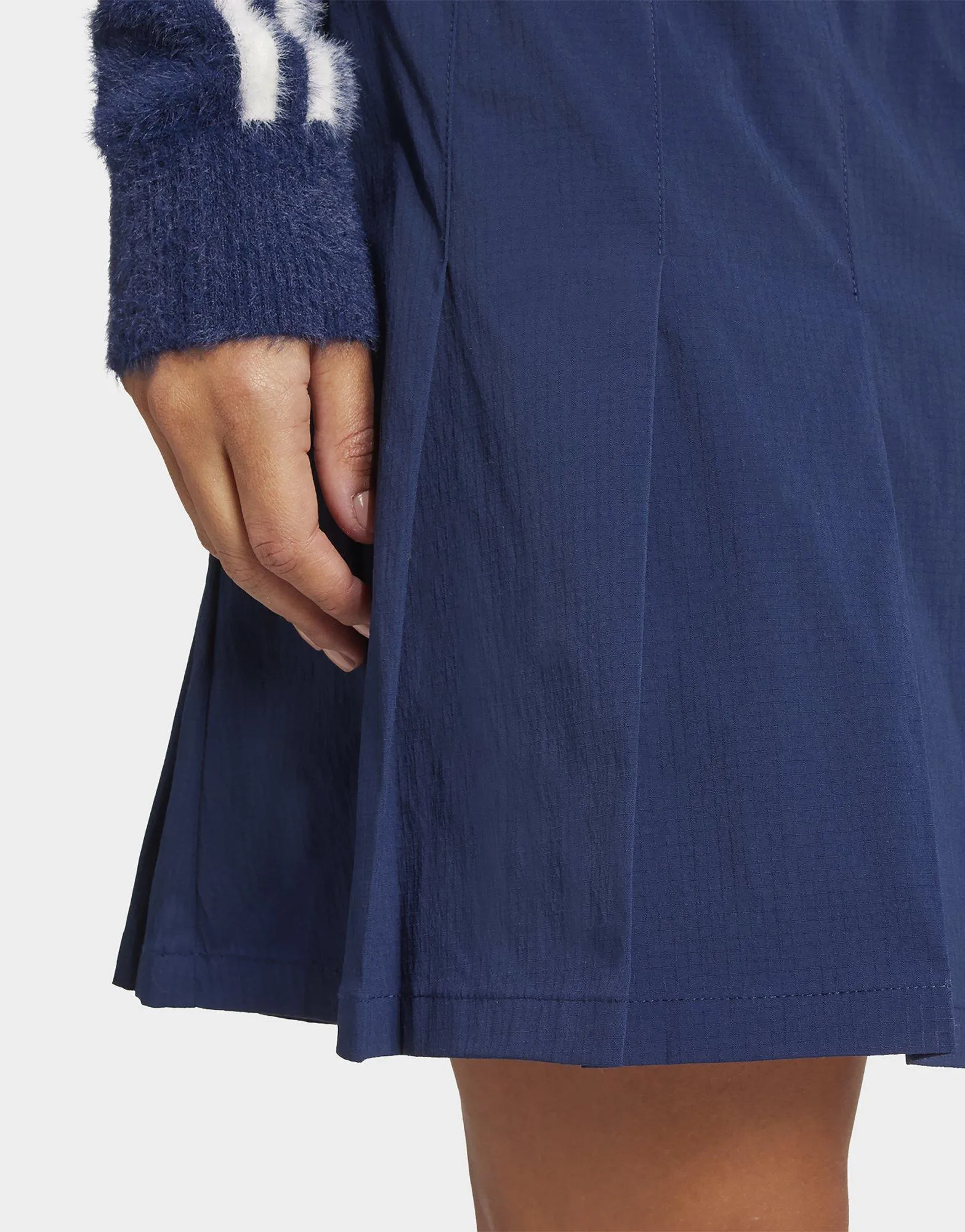EVA sole Stride Ready Pleated Skirt