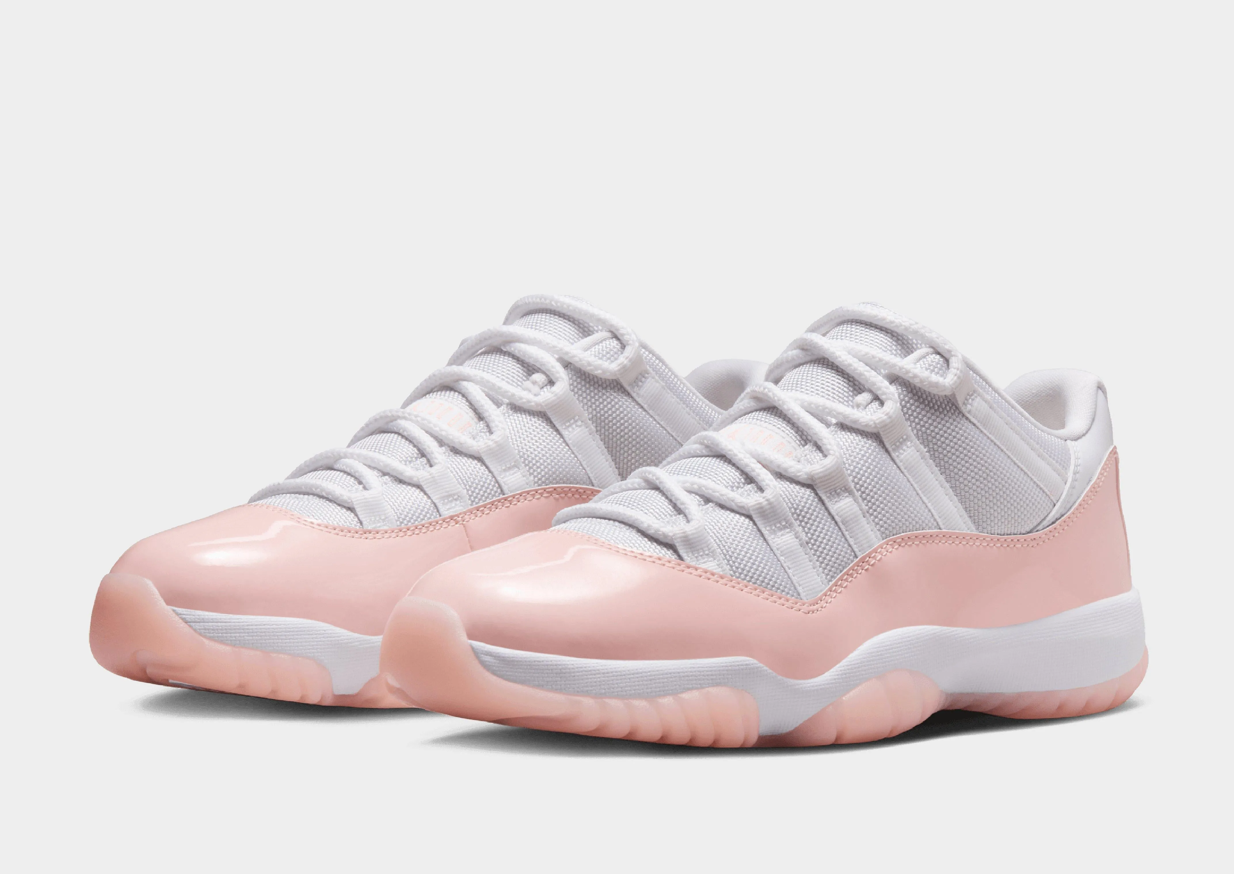 Air 11 Retro Low Women's Simple Form
