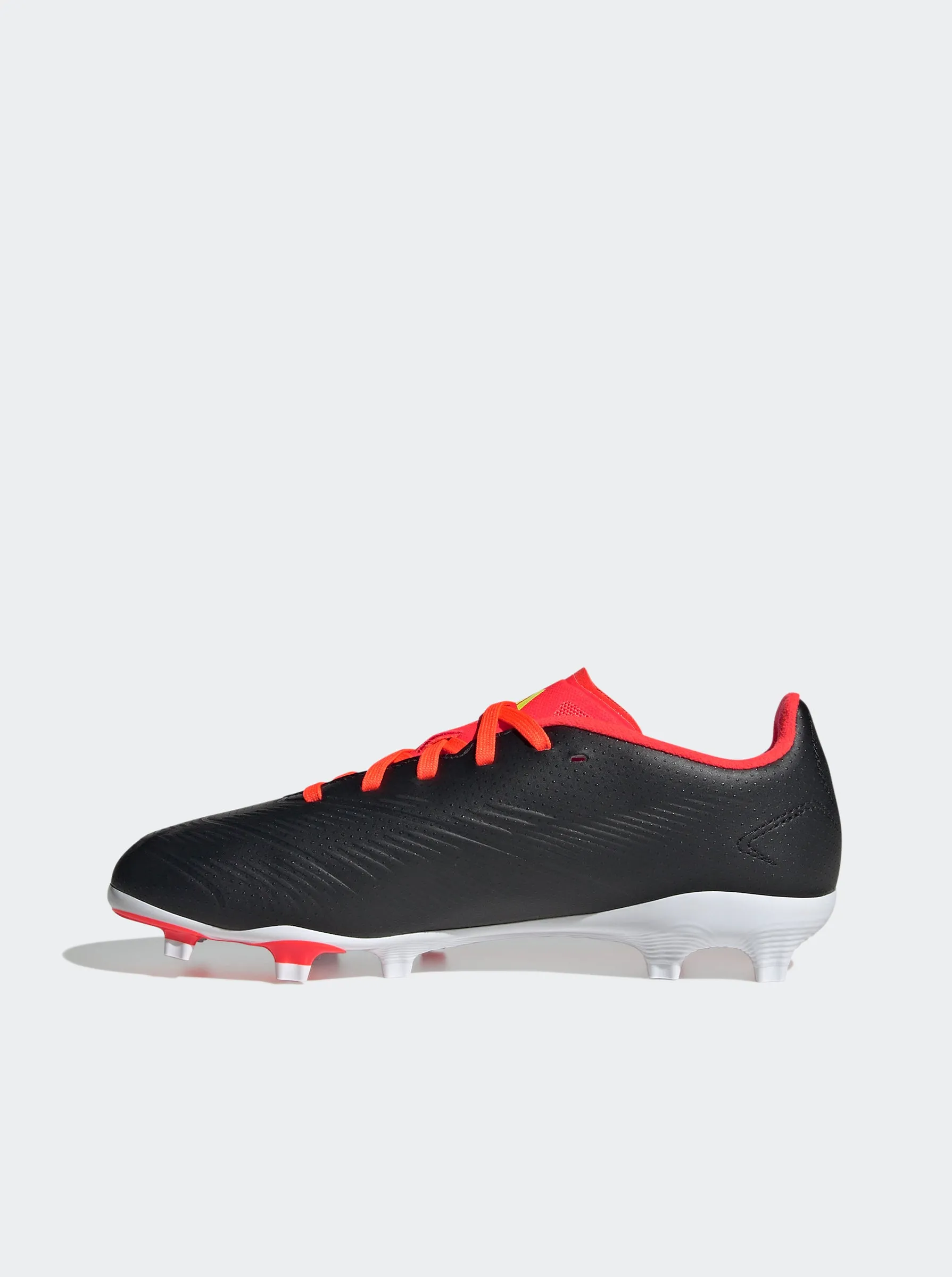 Flexible Comfort Cold resistant Predator League L FG Kids