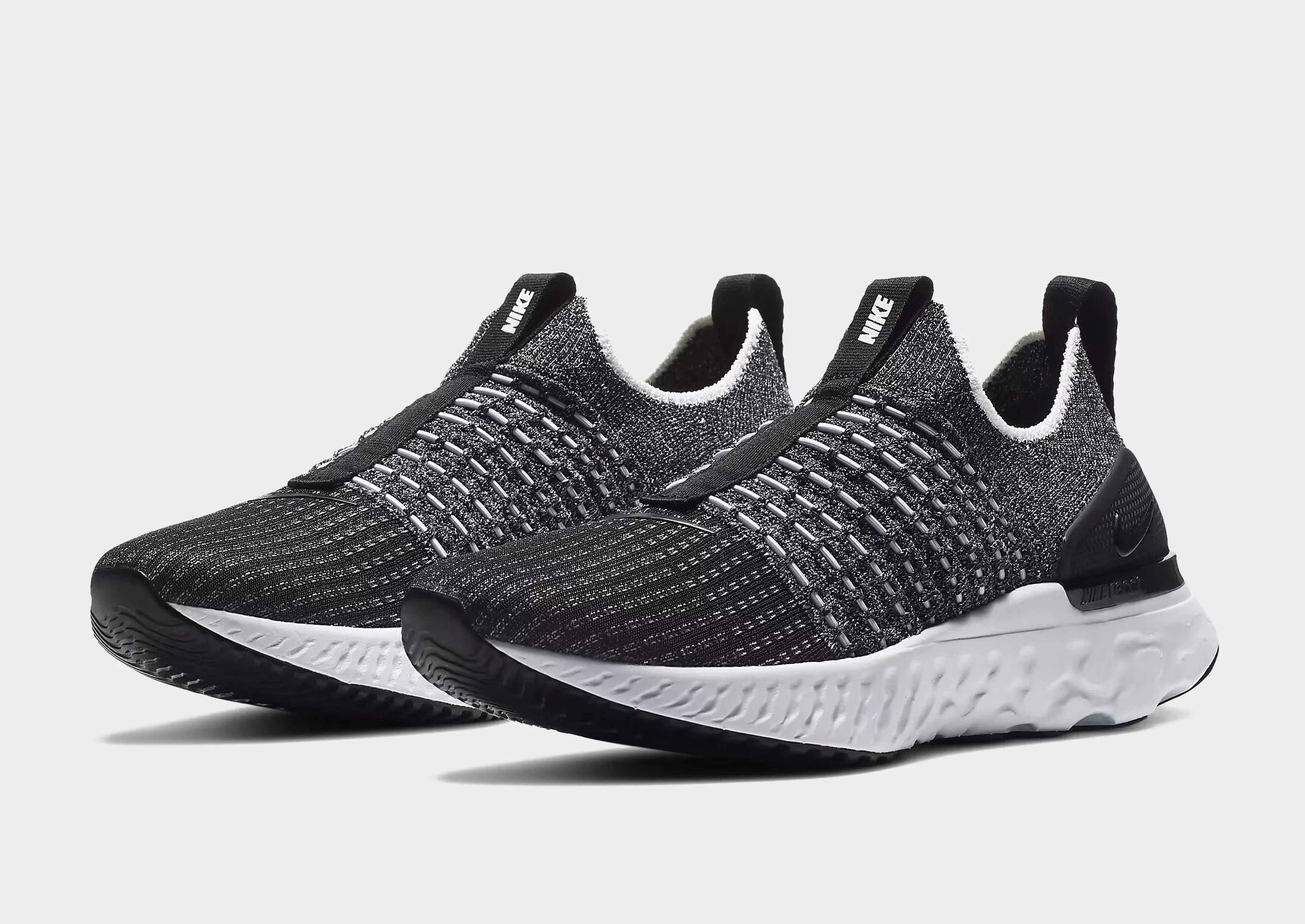 Street Movement React Phantom Run Flyknit Women's