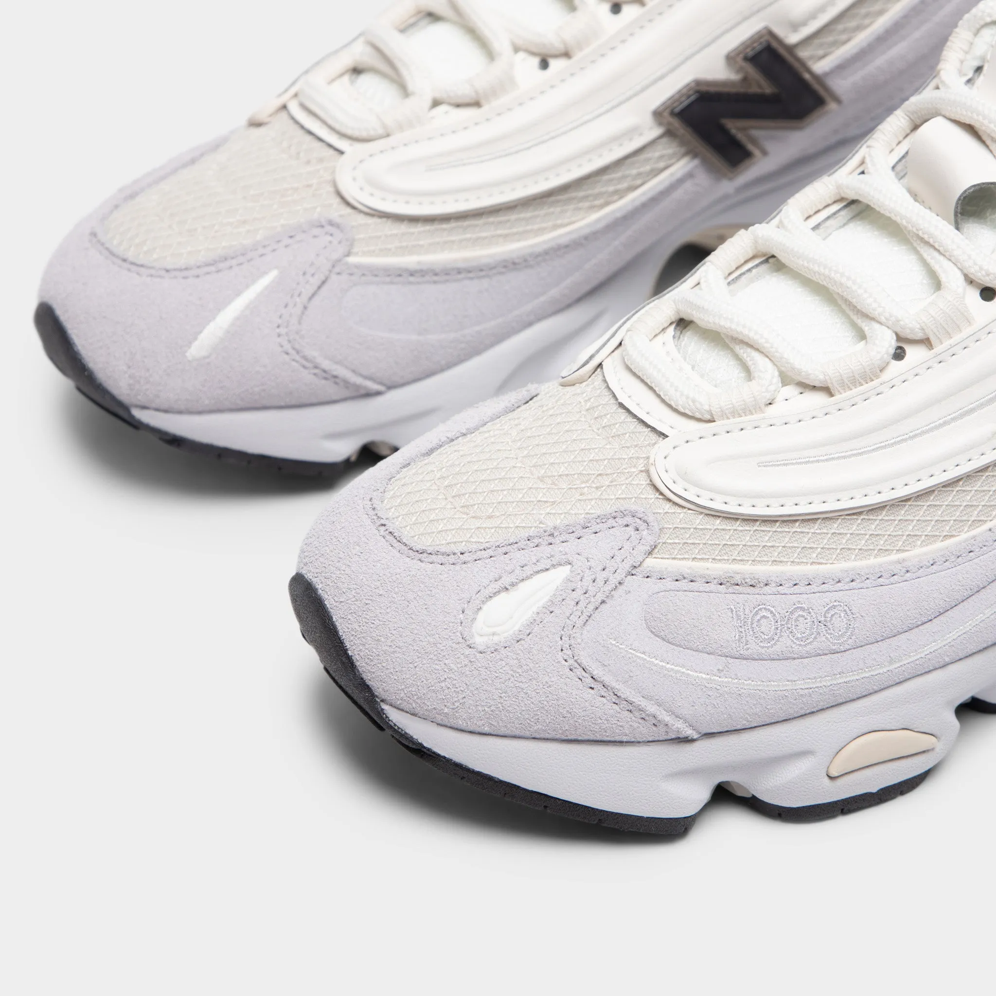 New Balance M1000 Pearl / Black Foot Protection Arch Alignment