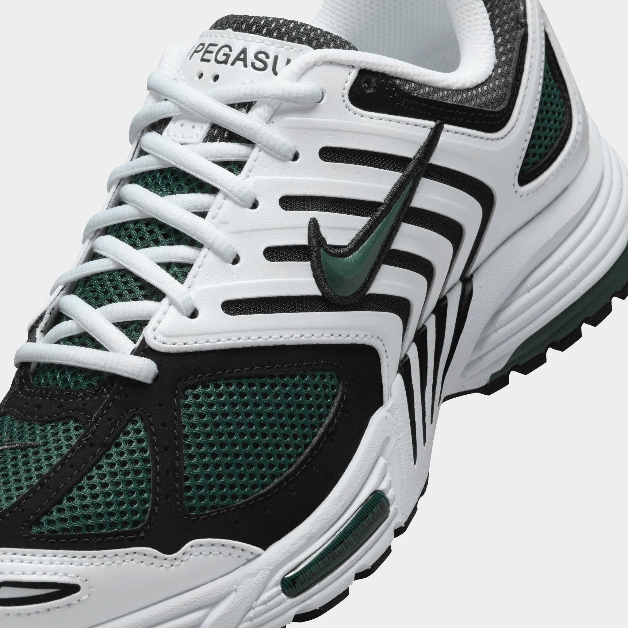 Premium running on flat ground Nike Women's Air Pegasus 2005 White / Vintage Green - Black