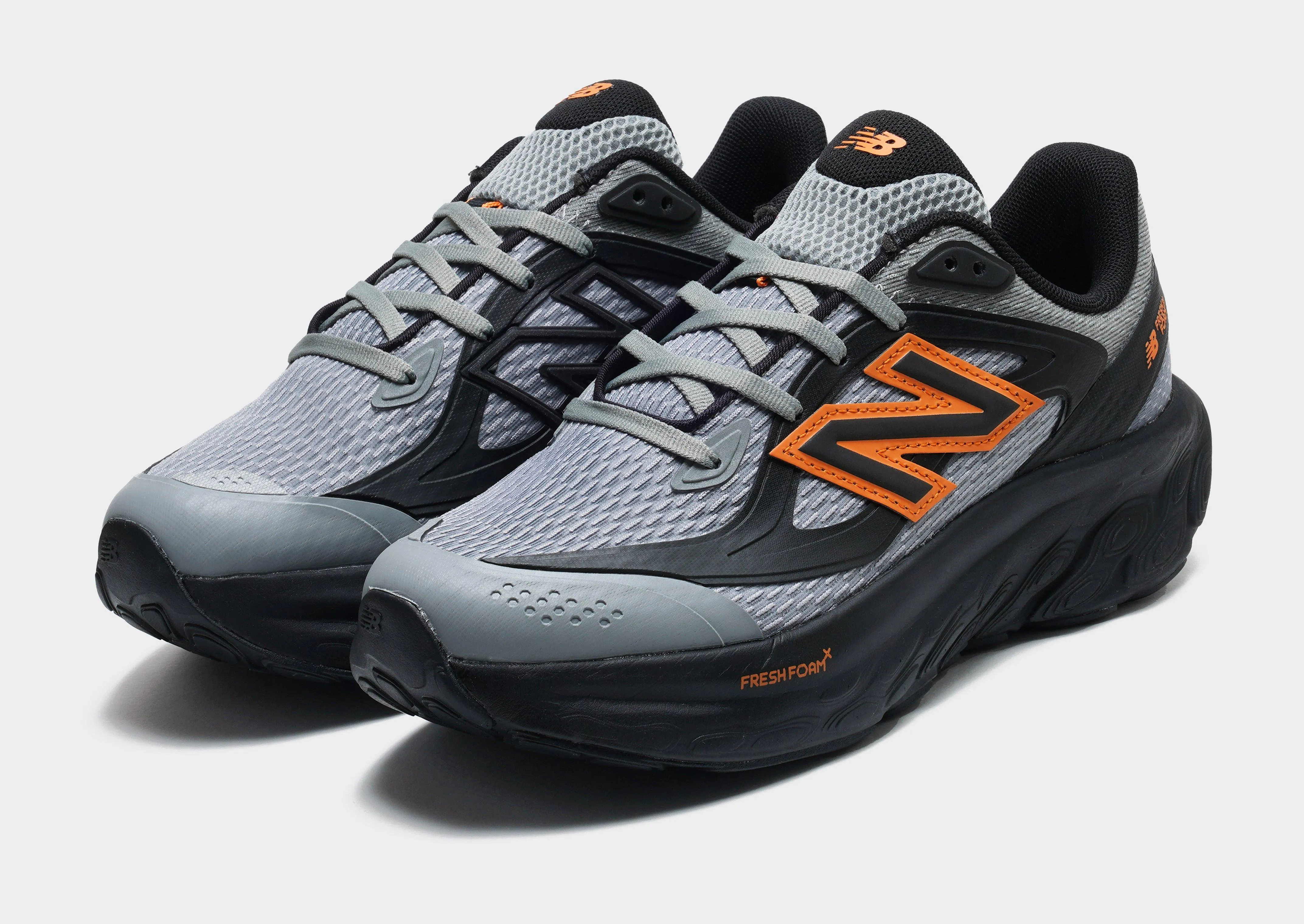 FF Trainer Dark color choice Trendy Look Shoes