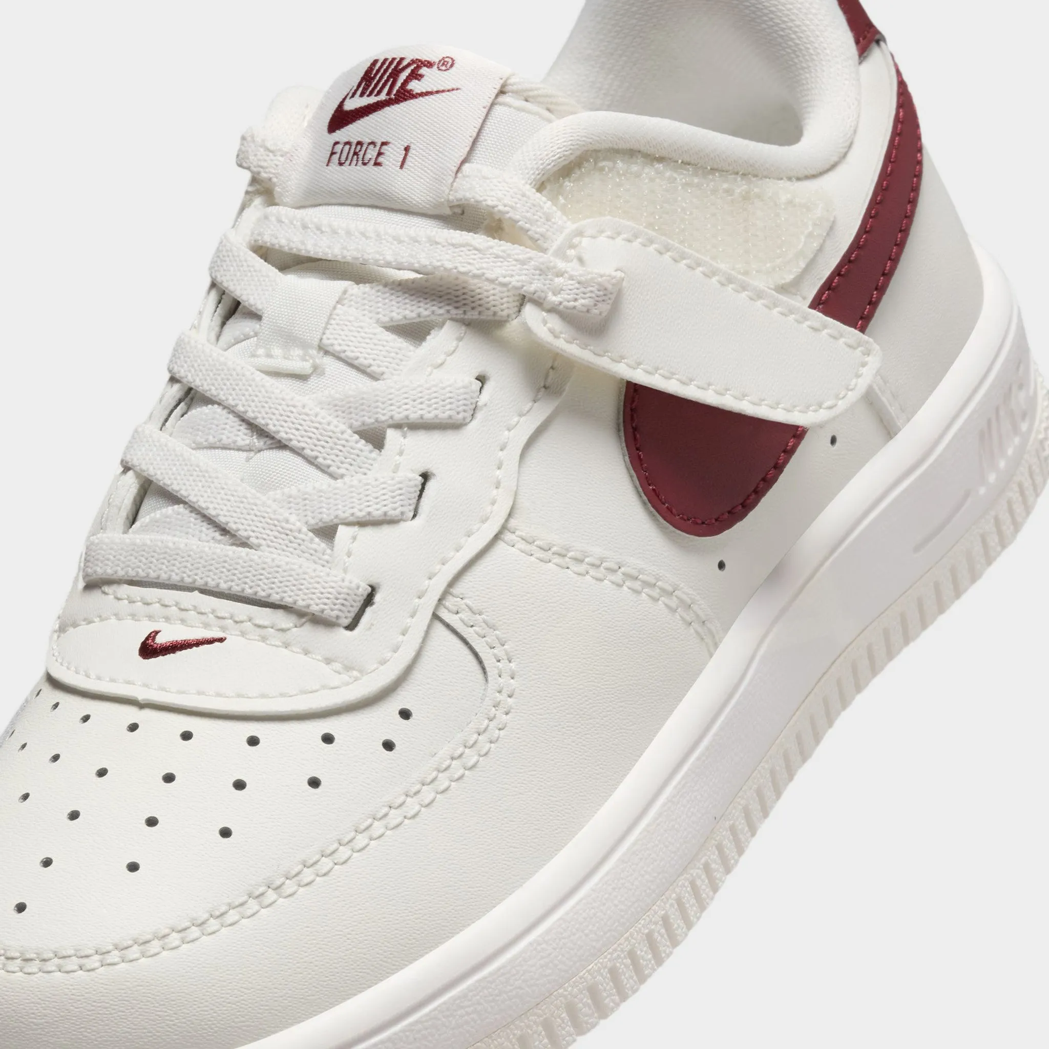 High-Impact Support Nike Air Force 1 Low EasyOn PS Sail / Dark Team Red