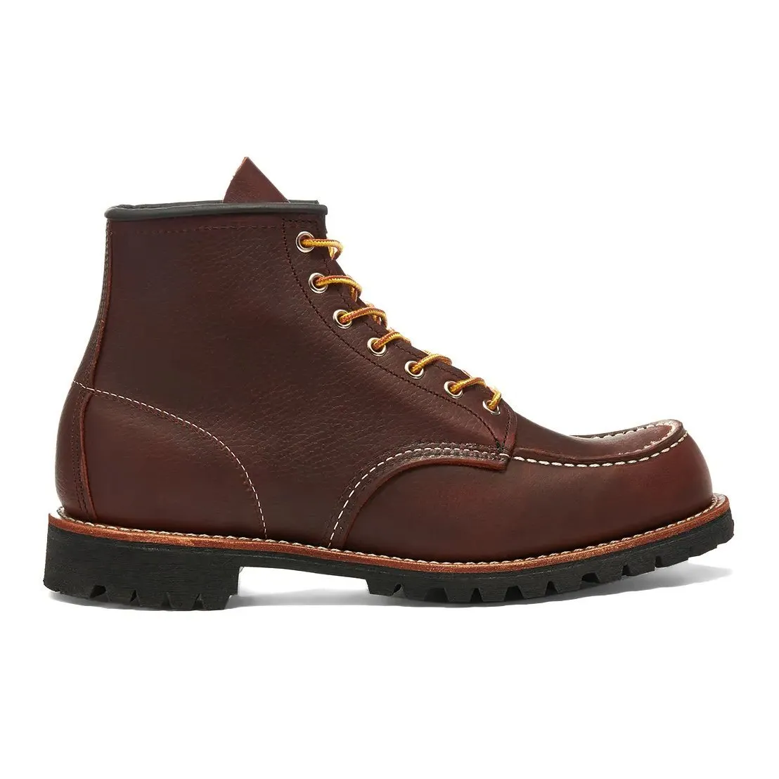 Casual Outfit Weekend Ready Red Wing Men's Roughneck 8146 Classic Moc Briar Brown Leather