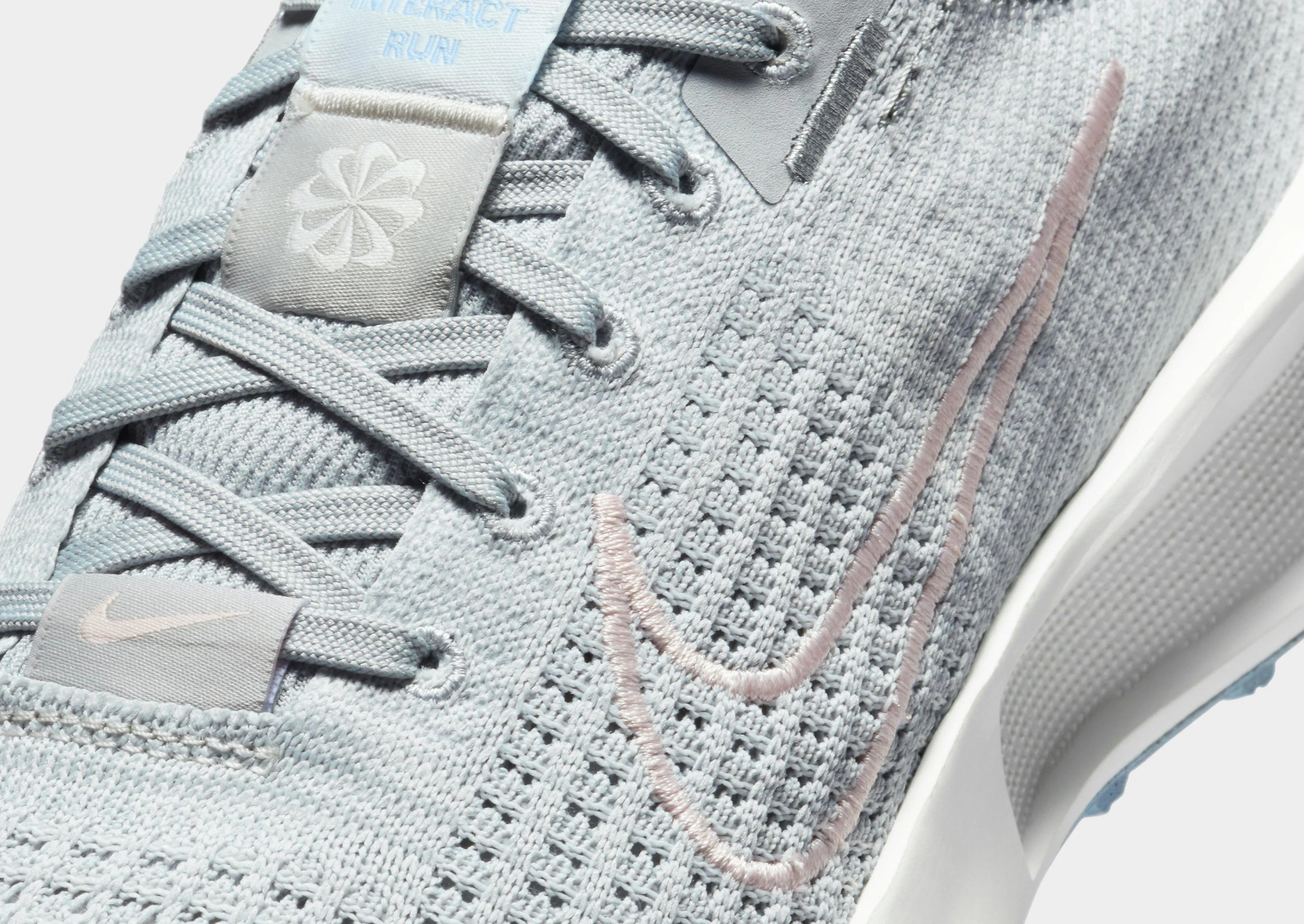 Flexible Construction Smooth Lines Interact Run Women's