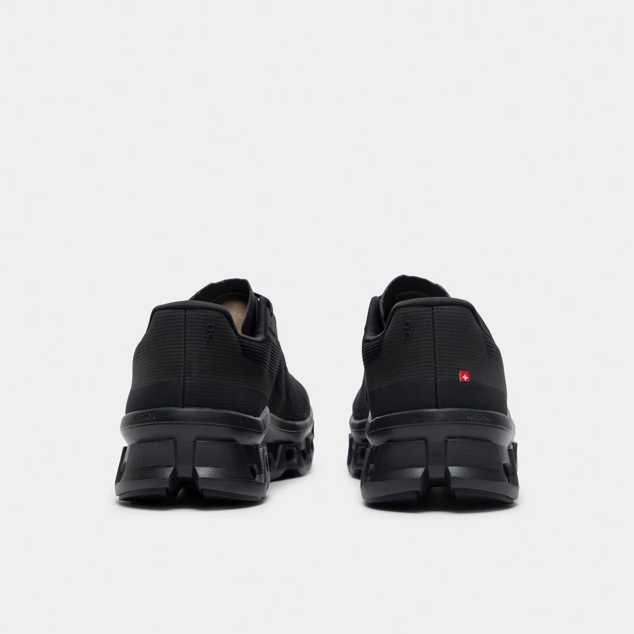 On Cloudmonster Void Black / Black urban shoes