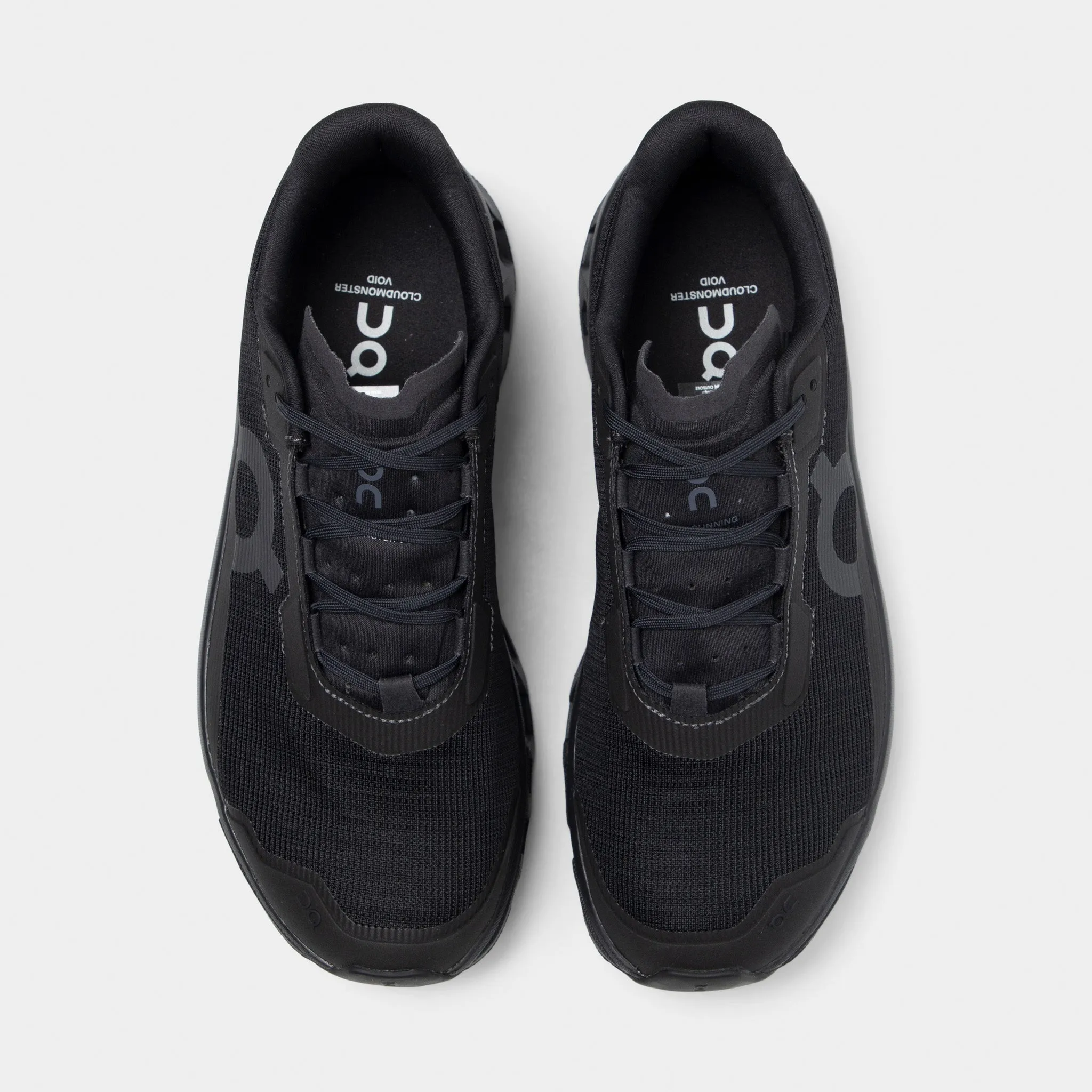 Cool Weather Team On Cloudmonster Void Black / Black