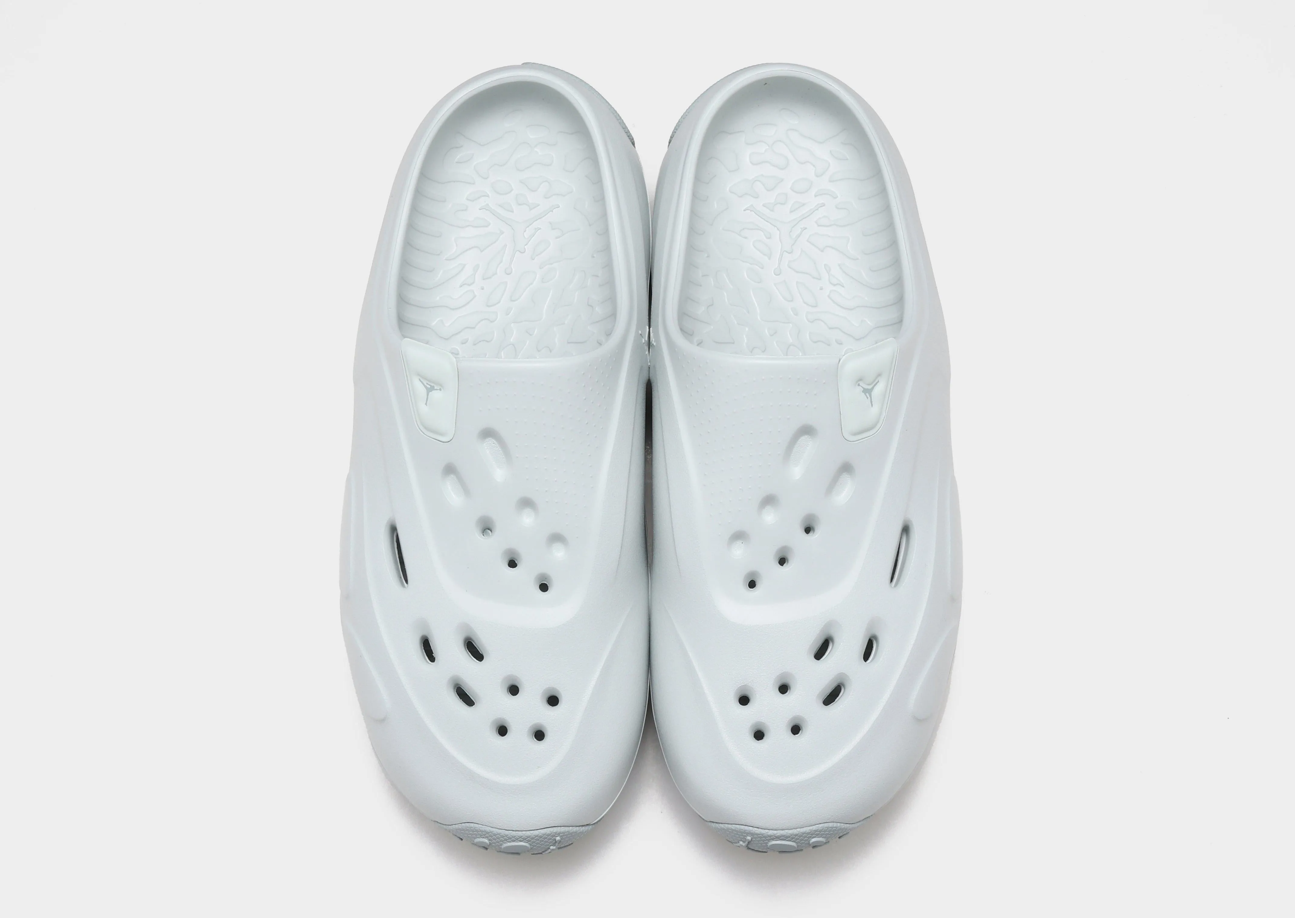 Breathable Flip-flops Roam Slides