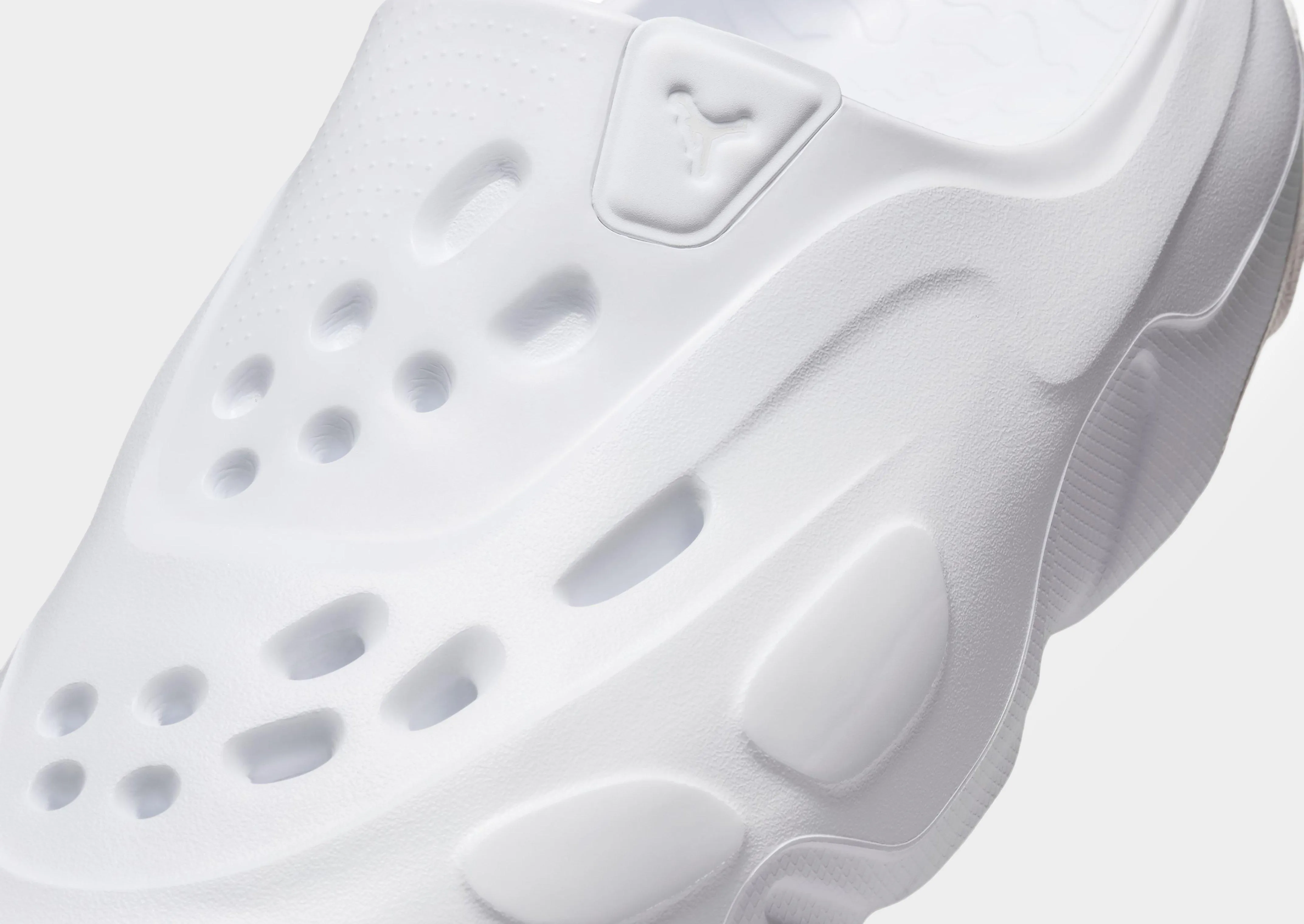 Cushioned Sole Durable And Comfortable Roam Slides